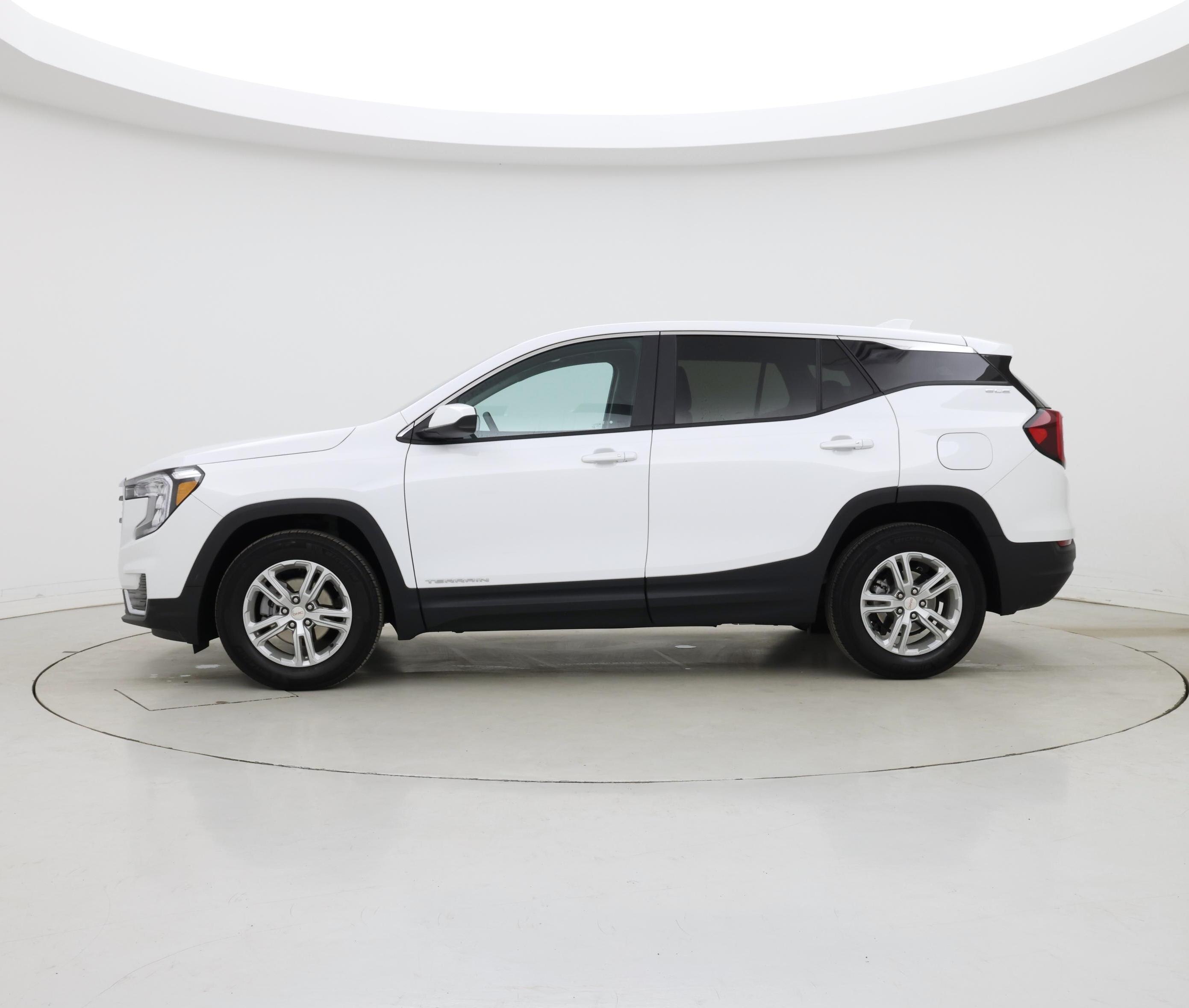 Thumbnail: 2023 GMC Terrain - 3