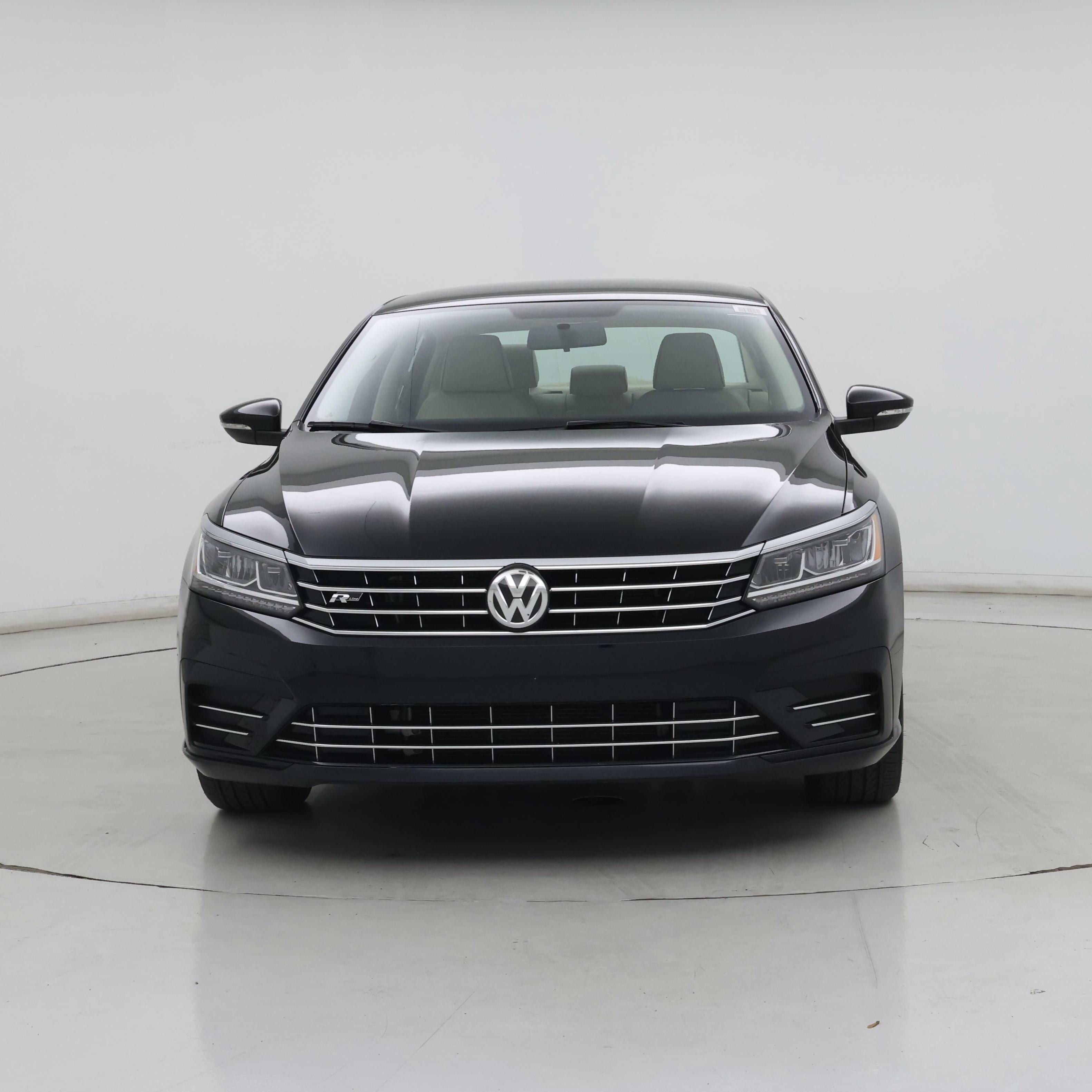 Thumbnail: 2017 Volkswagen Passat - 5