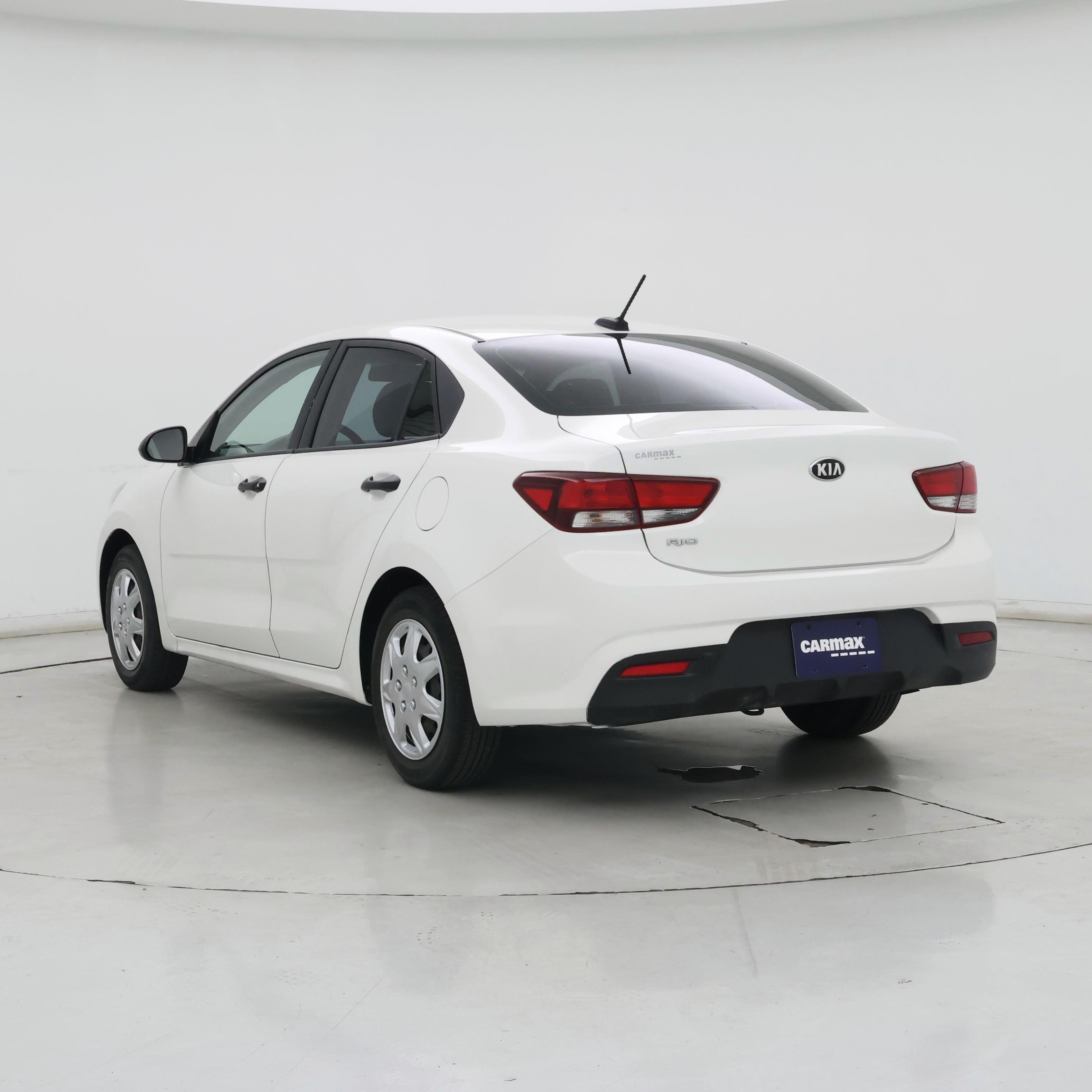 Thumbnail: 2018 Kia Rio - 2