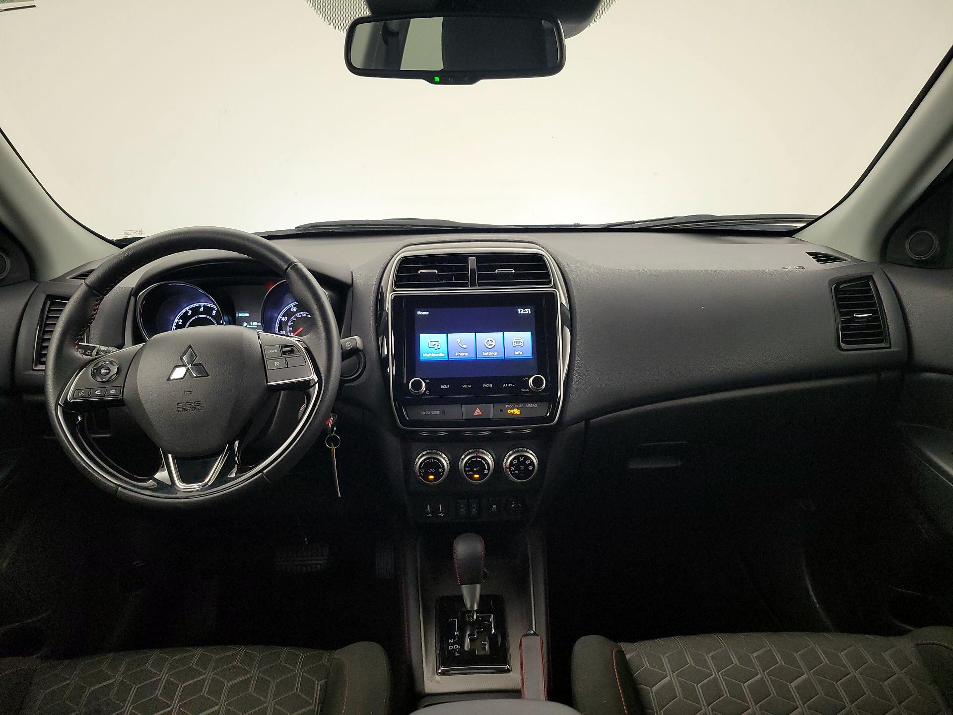 Thumbnail: 2022 Mitsubishi Outlander Sport - 9