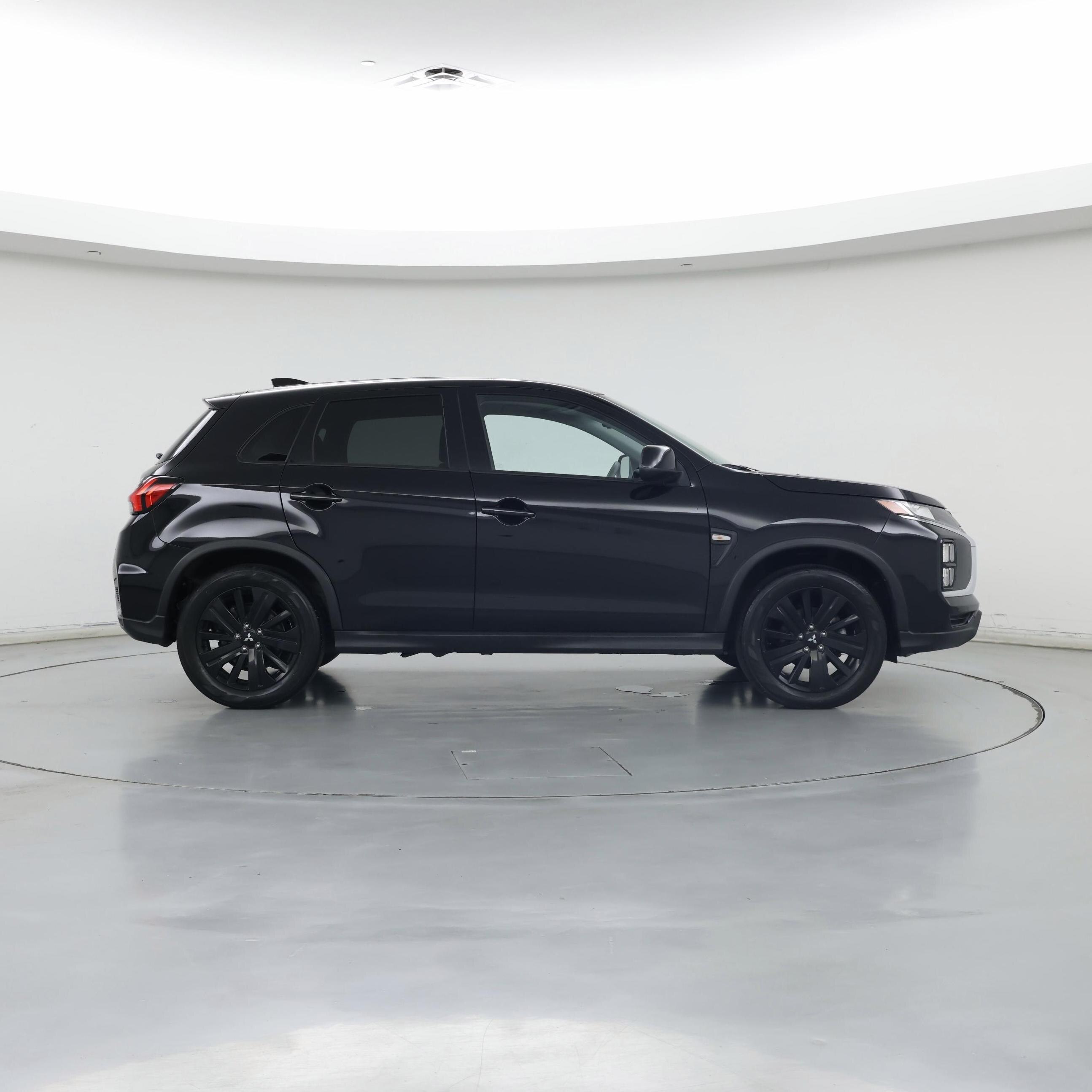 Thumbnail: 2022 Mitsubishi Outlander Sport - 7