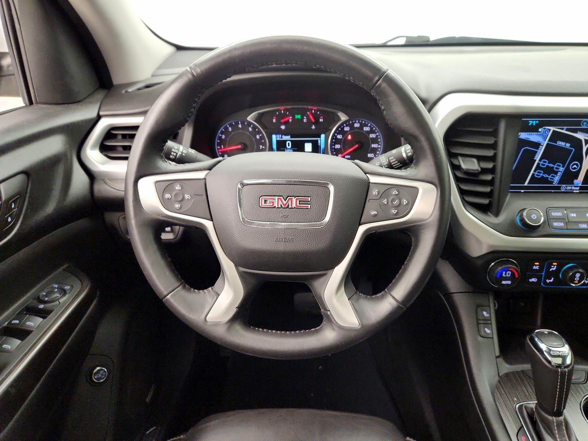 Thumbnail: 2017 GMC Acadia - 10