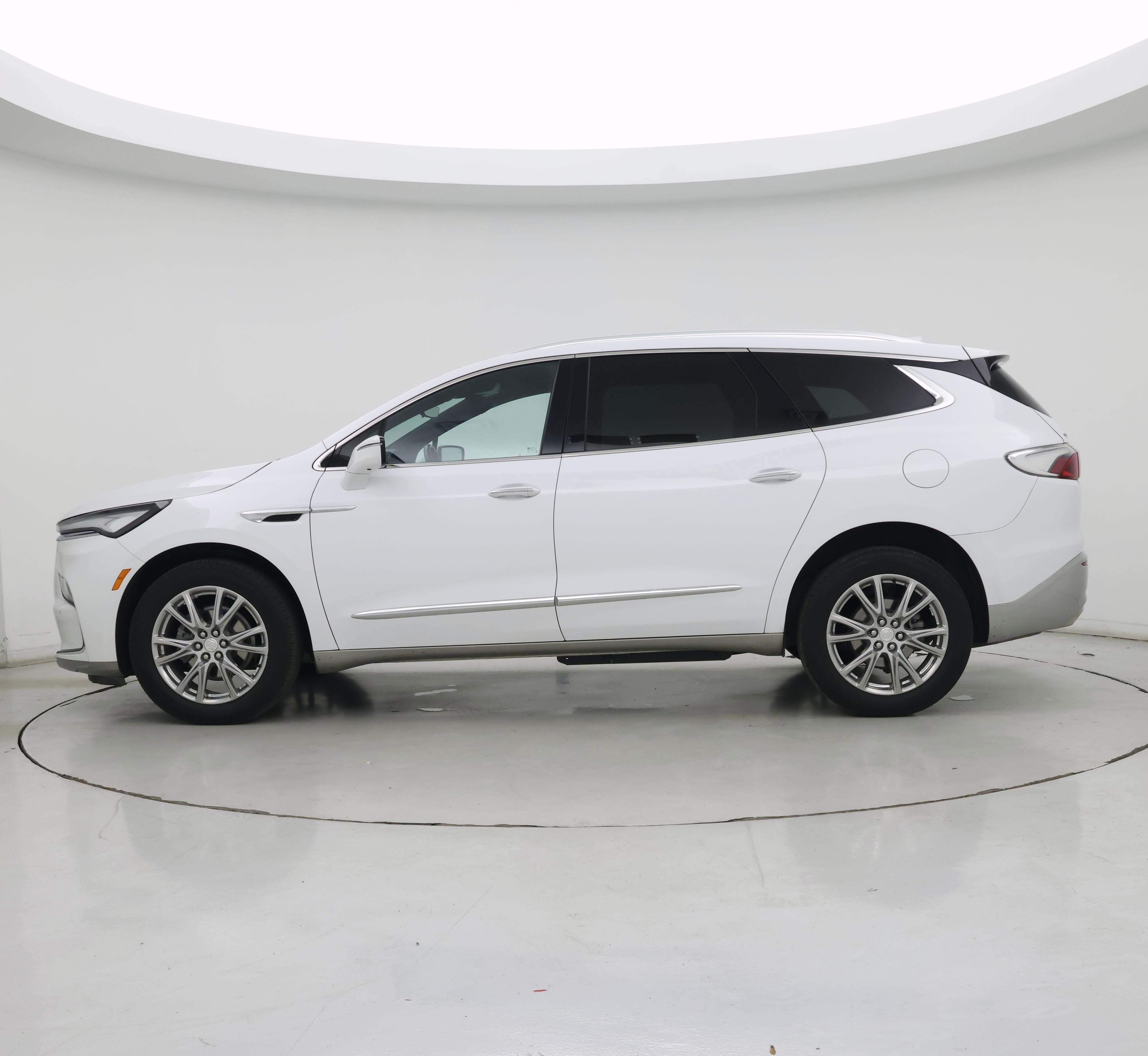 Thumbnail: 2022 Buick Enclave - 3