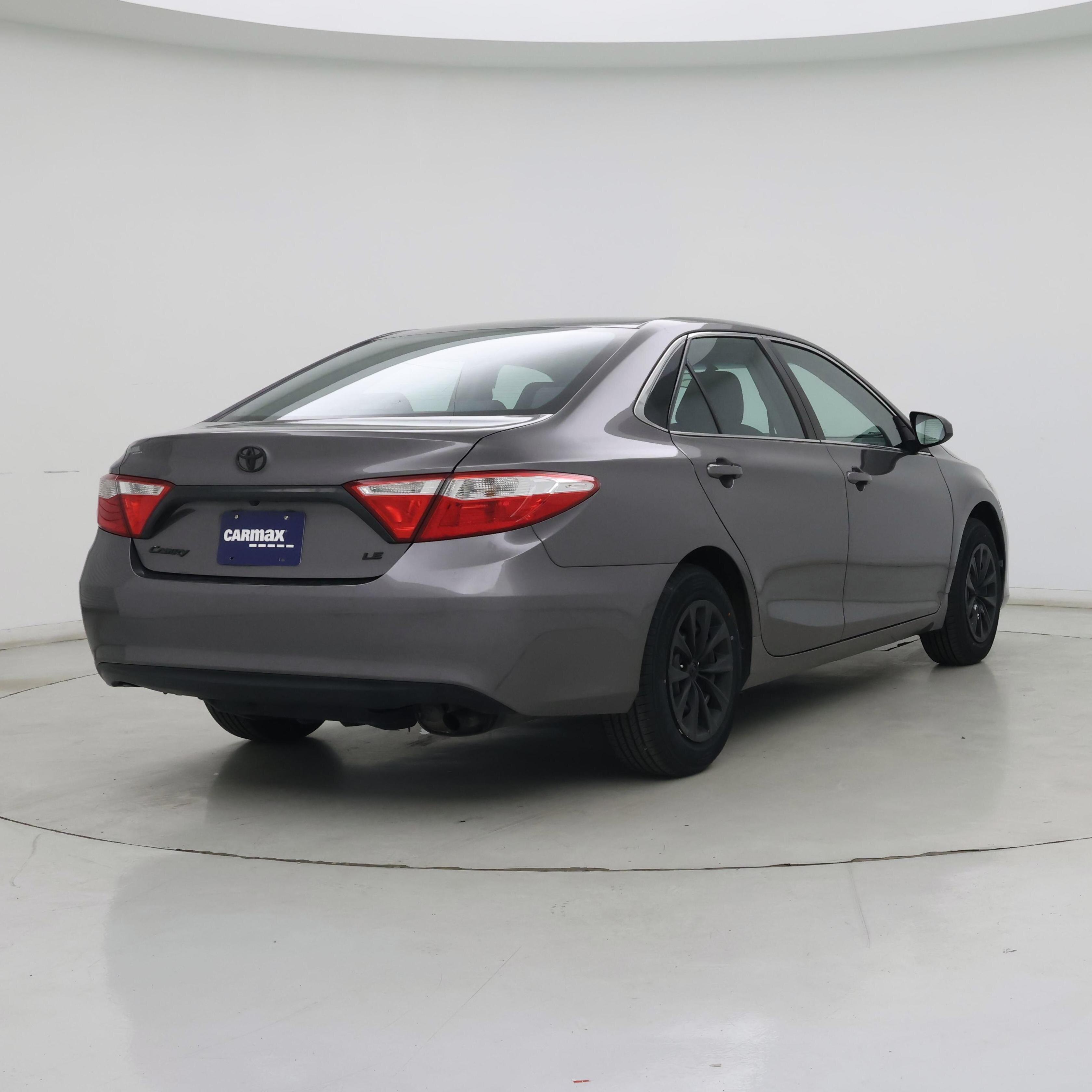 Thumbnail: 2017 Toyota Camry - 8