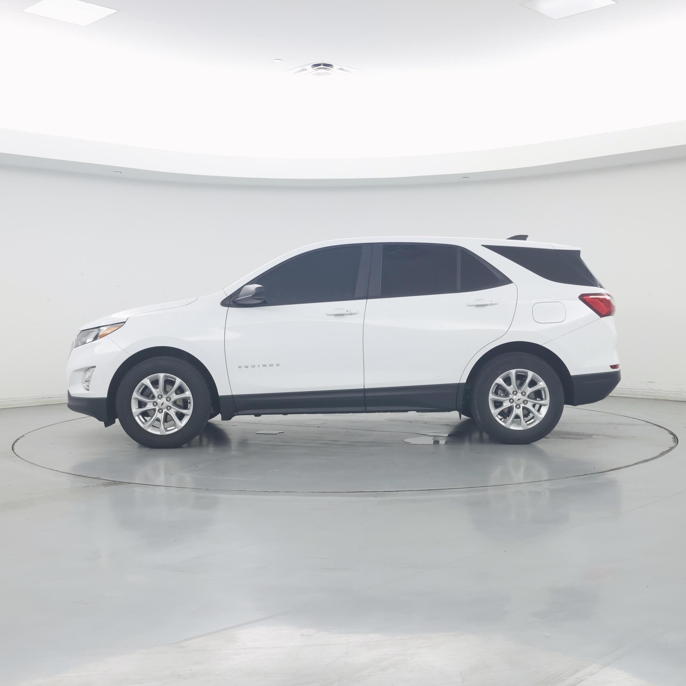 Thumbnail: 2020 Chevrolet Equinox - 3