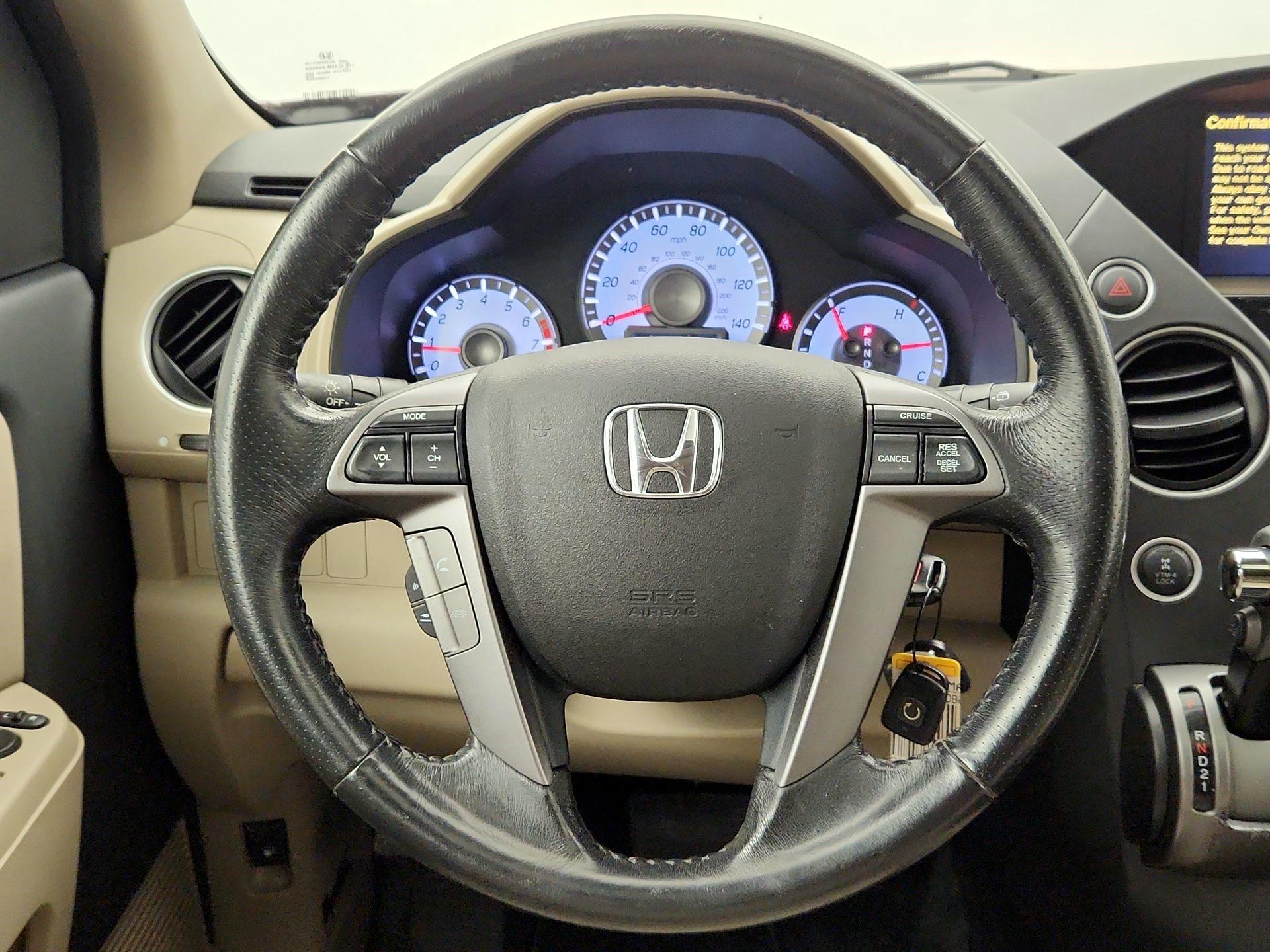 Thumbnail: 2013 Honda Pilot - 11
