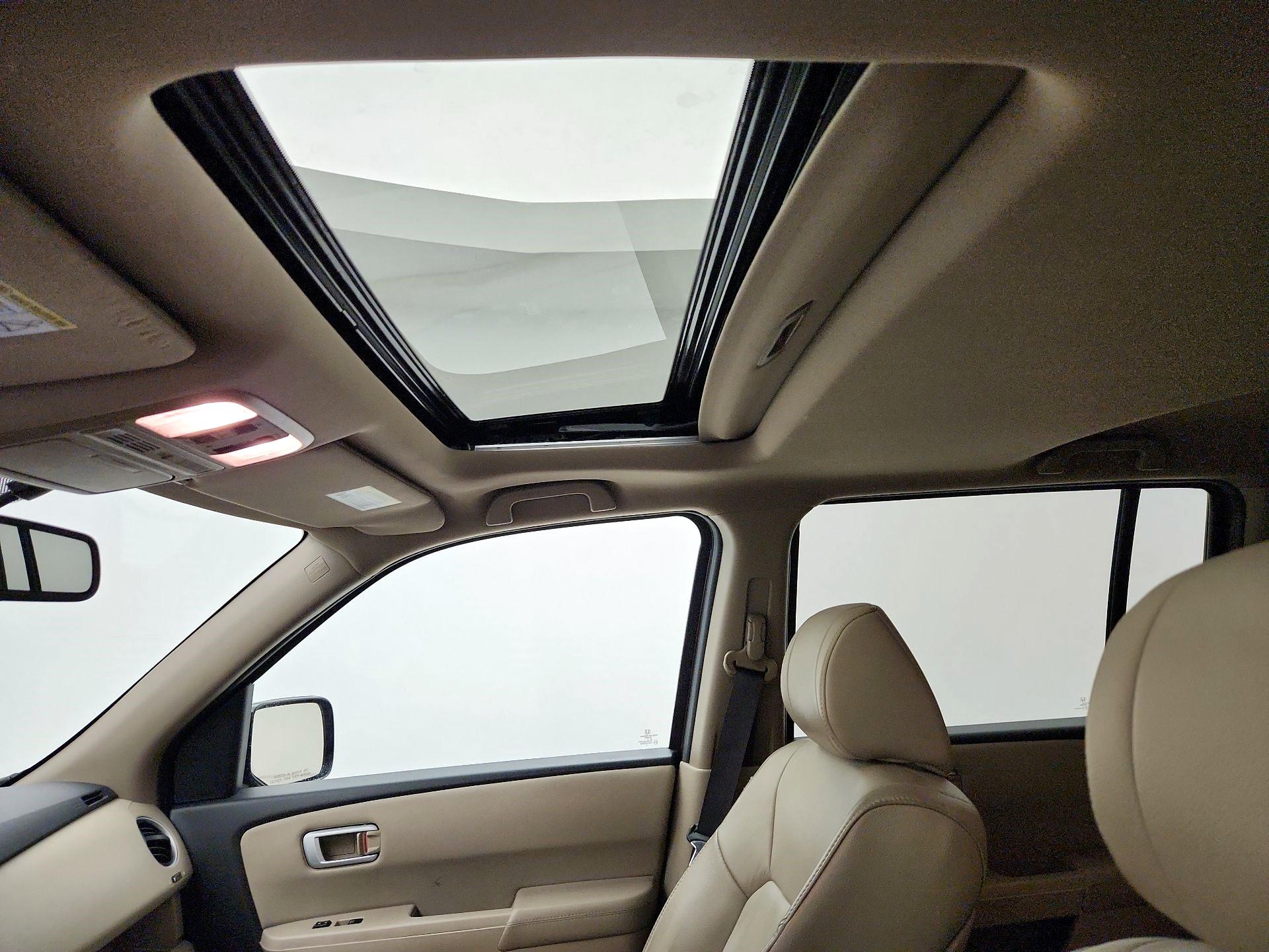 Thumbnail: 2013 Honda Pilot - 20