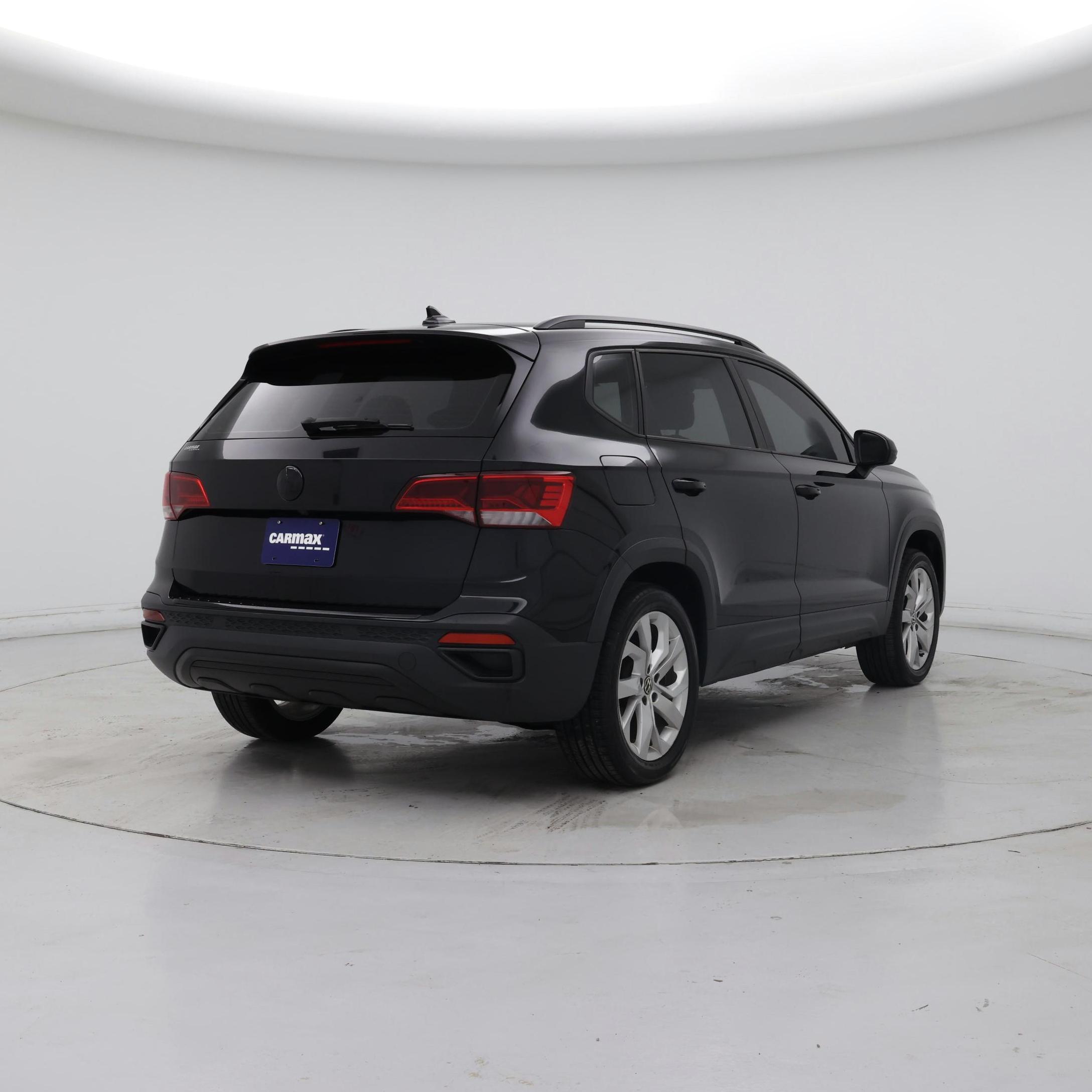 Thumbnail: 2023 Volkswagen Taos - 8