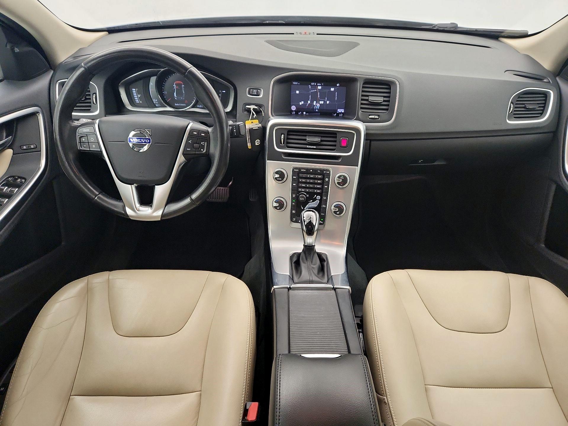 Thumbnail: 2018 Volvo S60 - 9