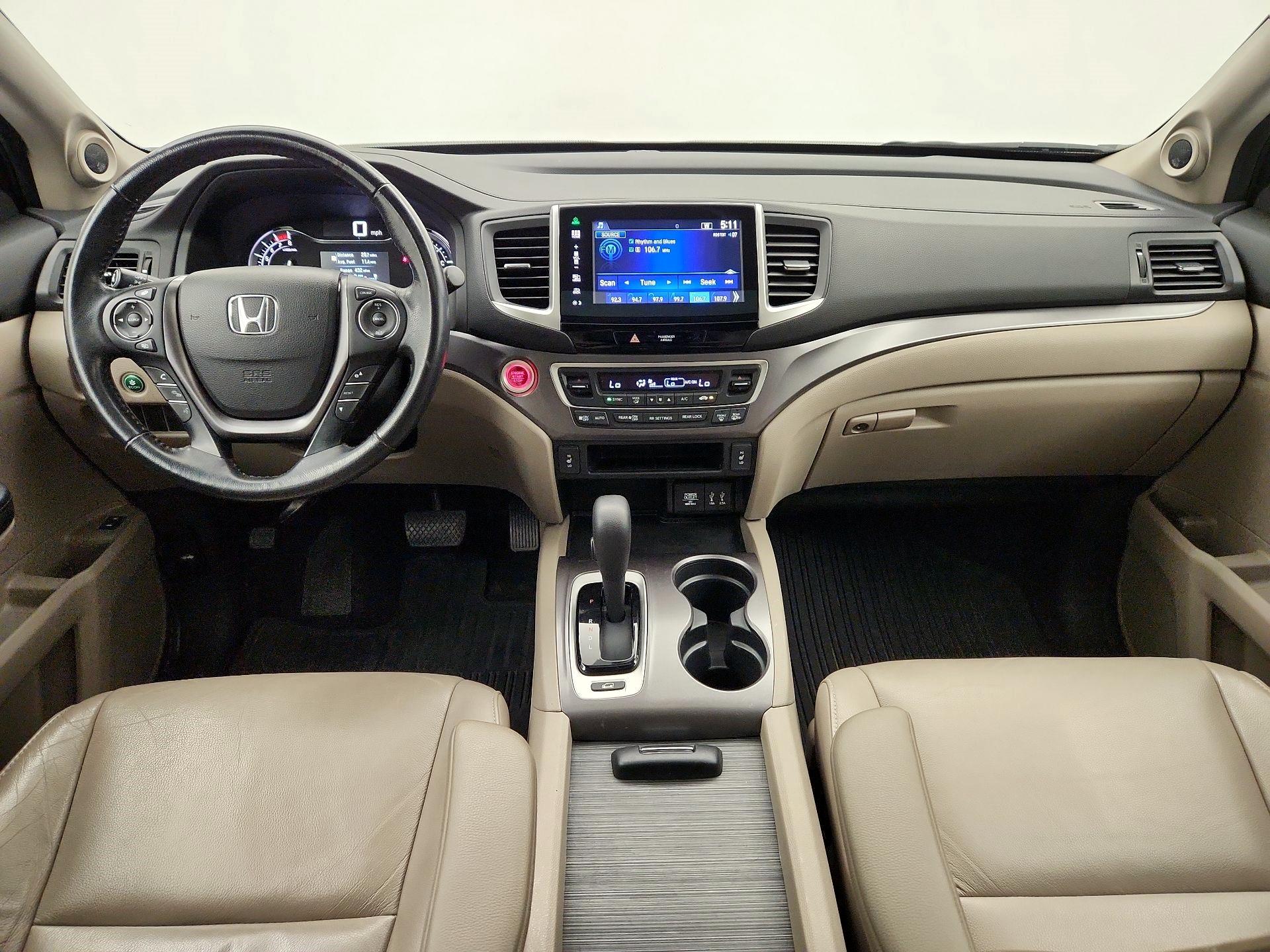 Thumbnail: 2016 Honda Pilot - 9