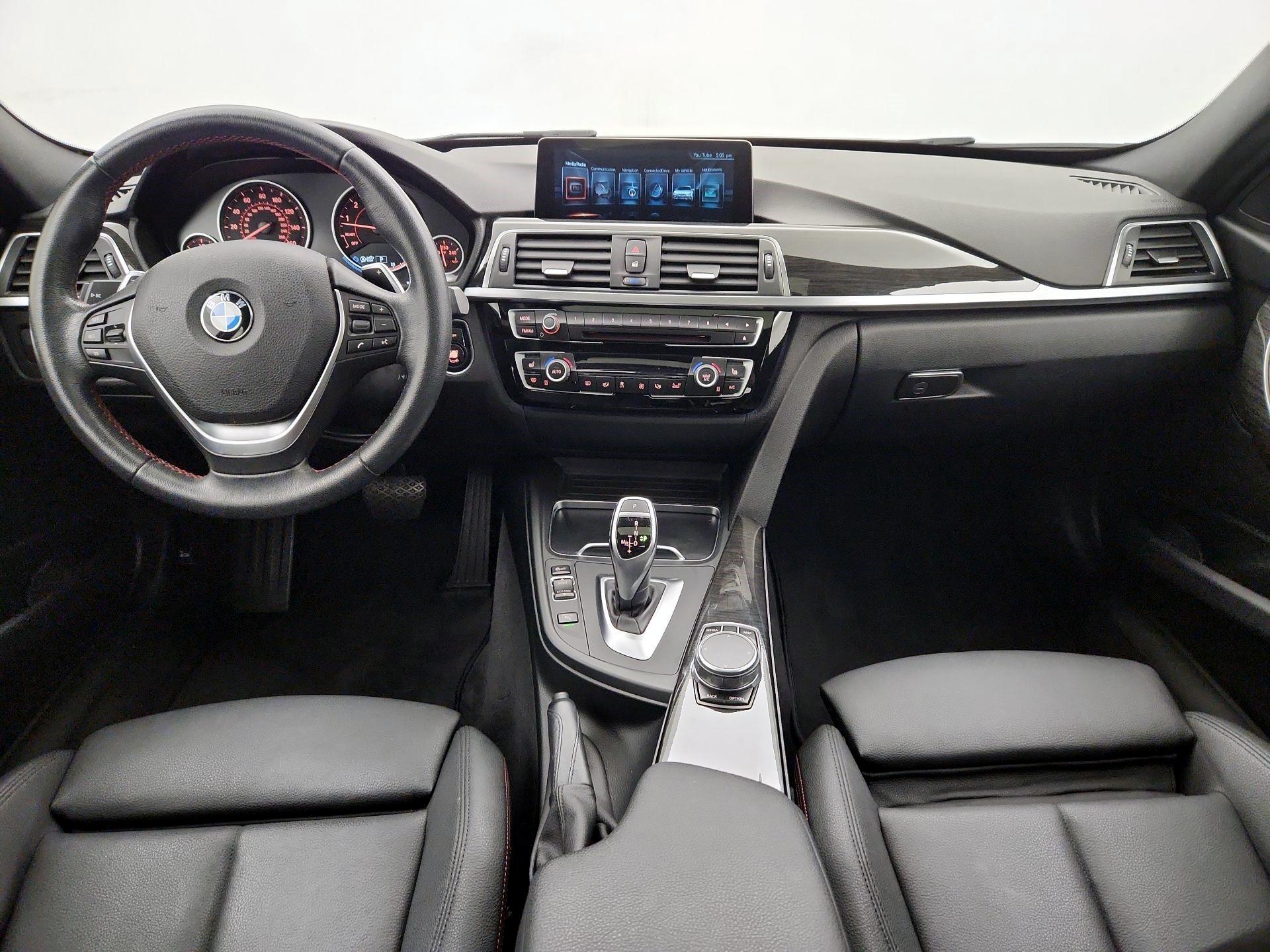 Thumbnail: 2017 BMW 3 Series - 9