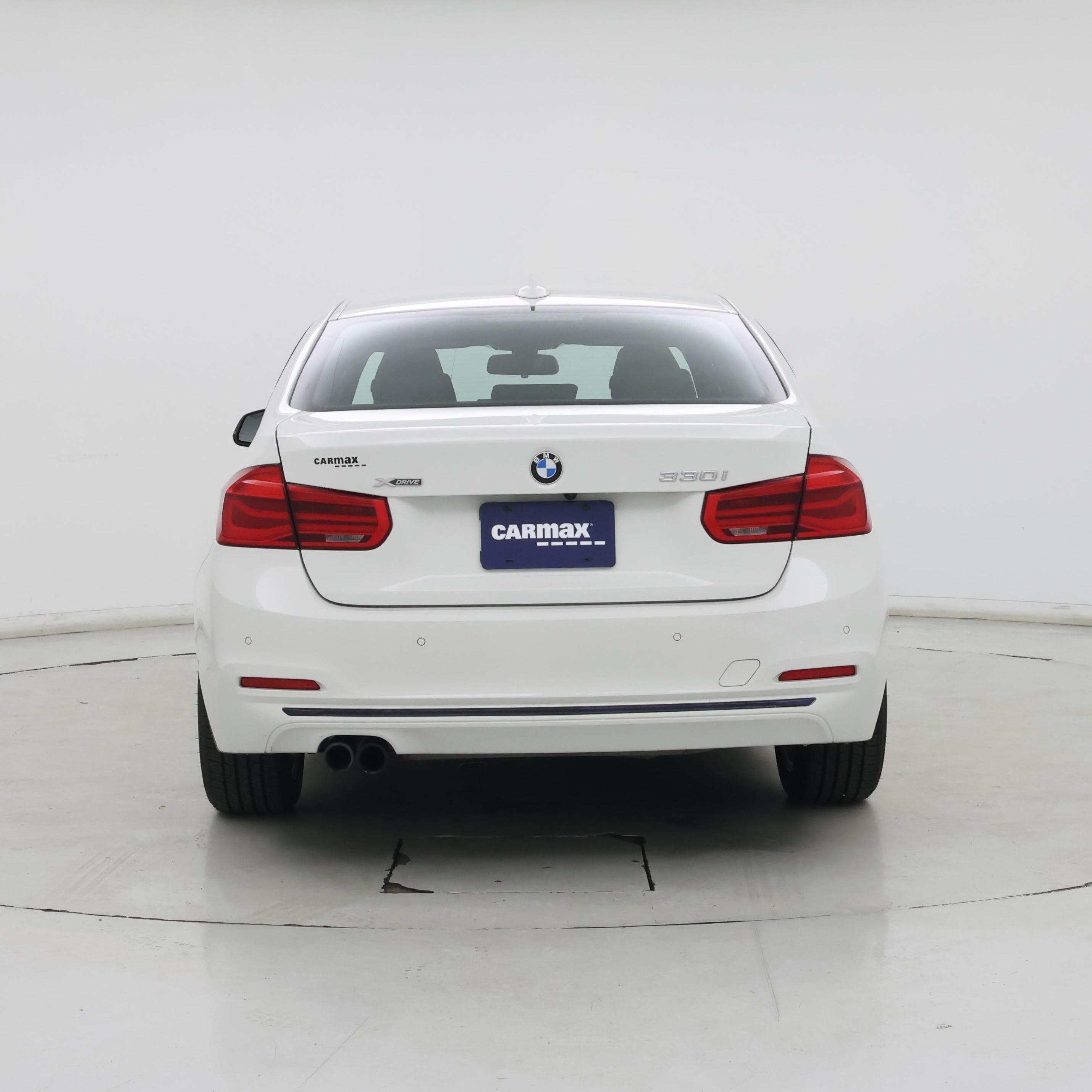 Thumbnail: 2017 BMW 3 Series - 6