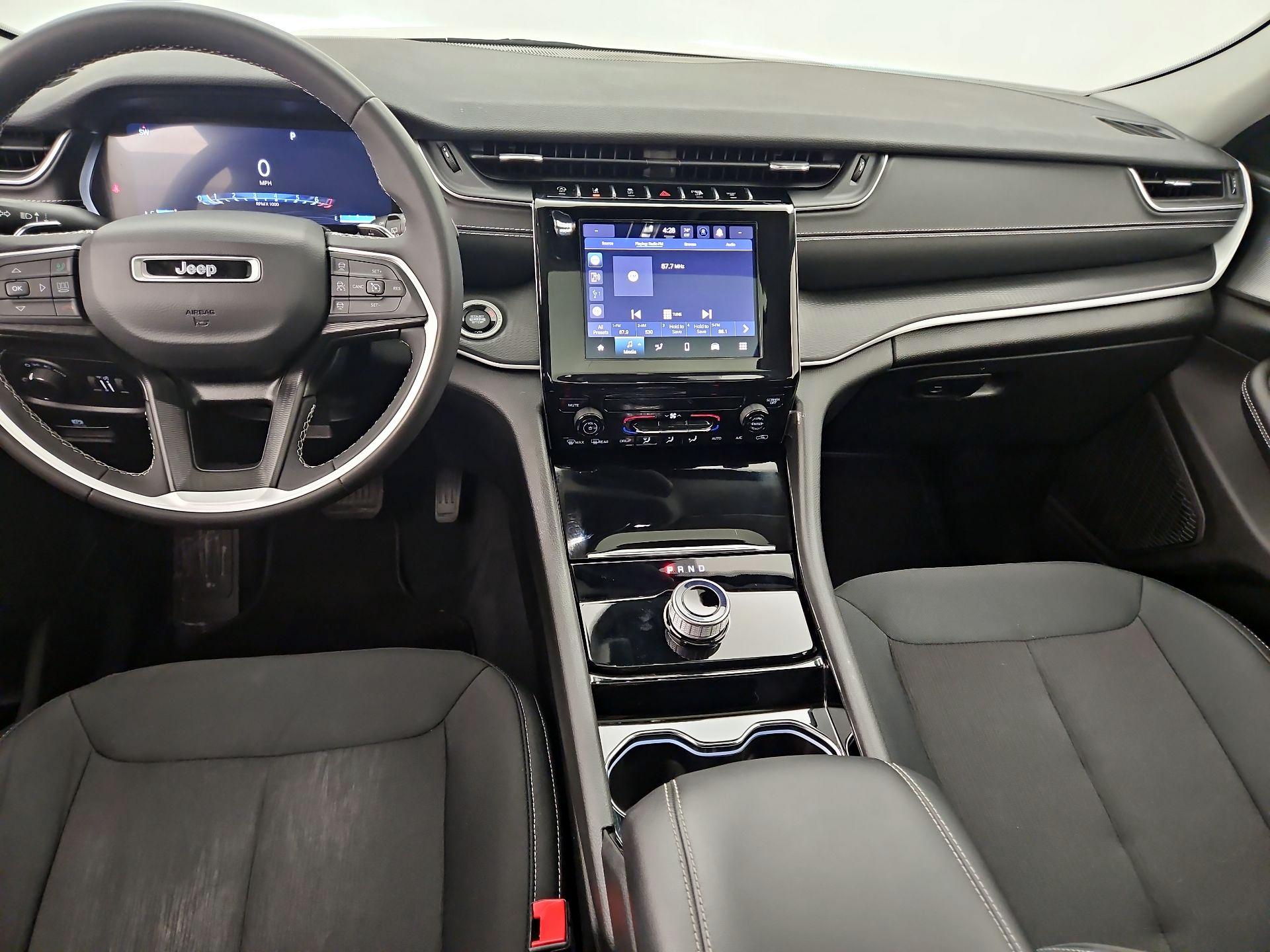 Thumbnail: 2023 Jeep Grand Cherokee - 9