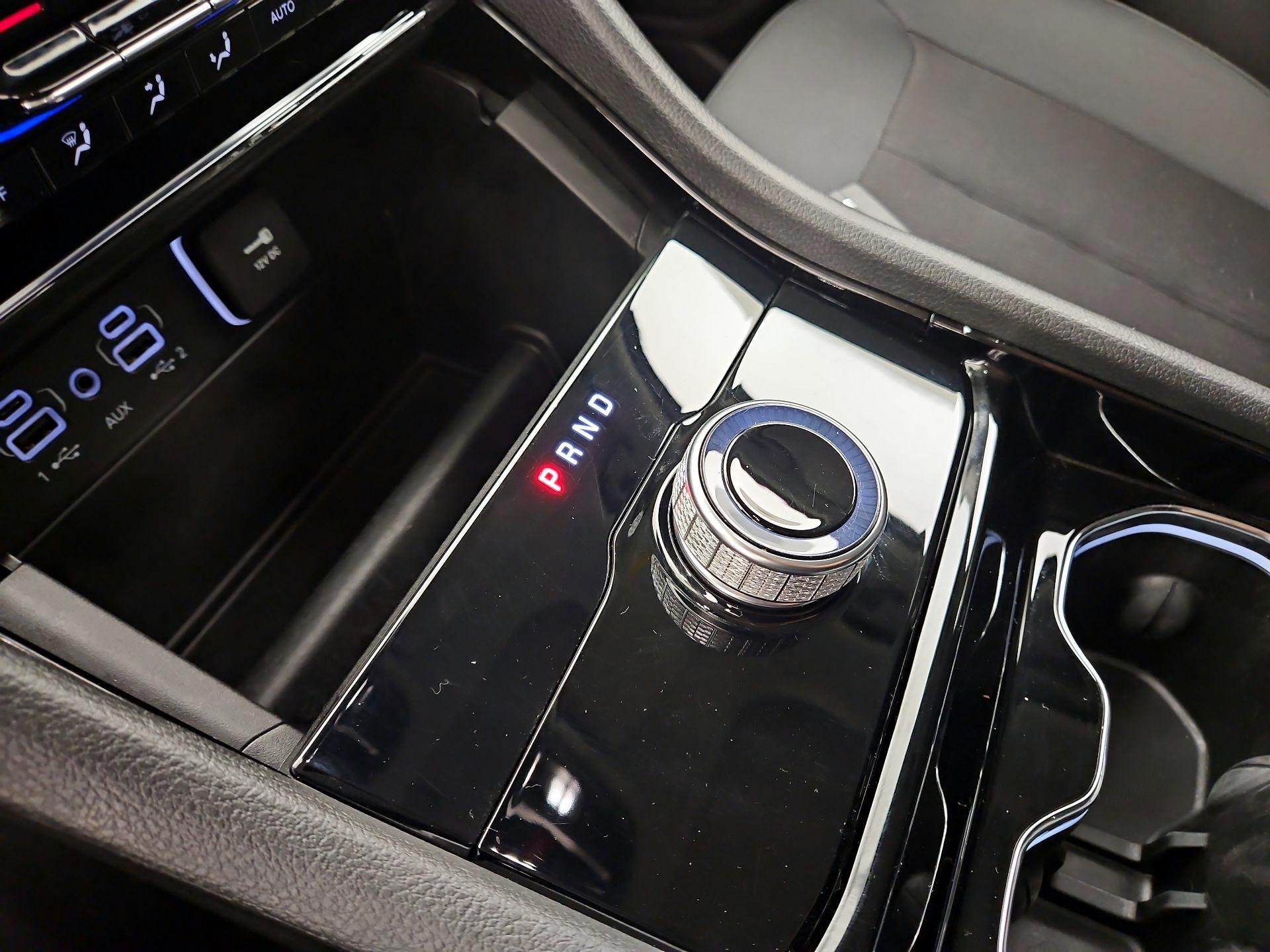 Thumbnail: 2023 Jeep Grand Cherokee - 17