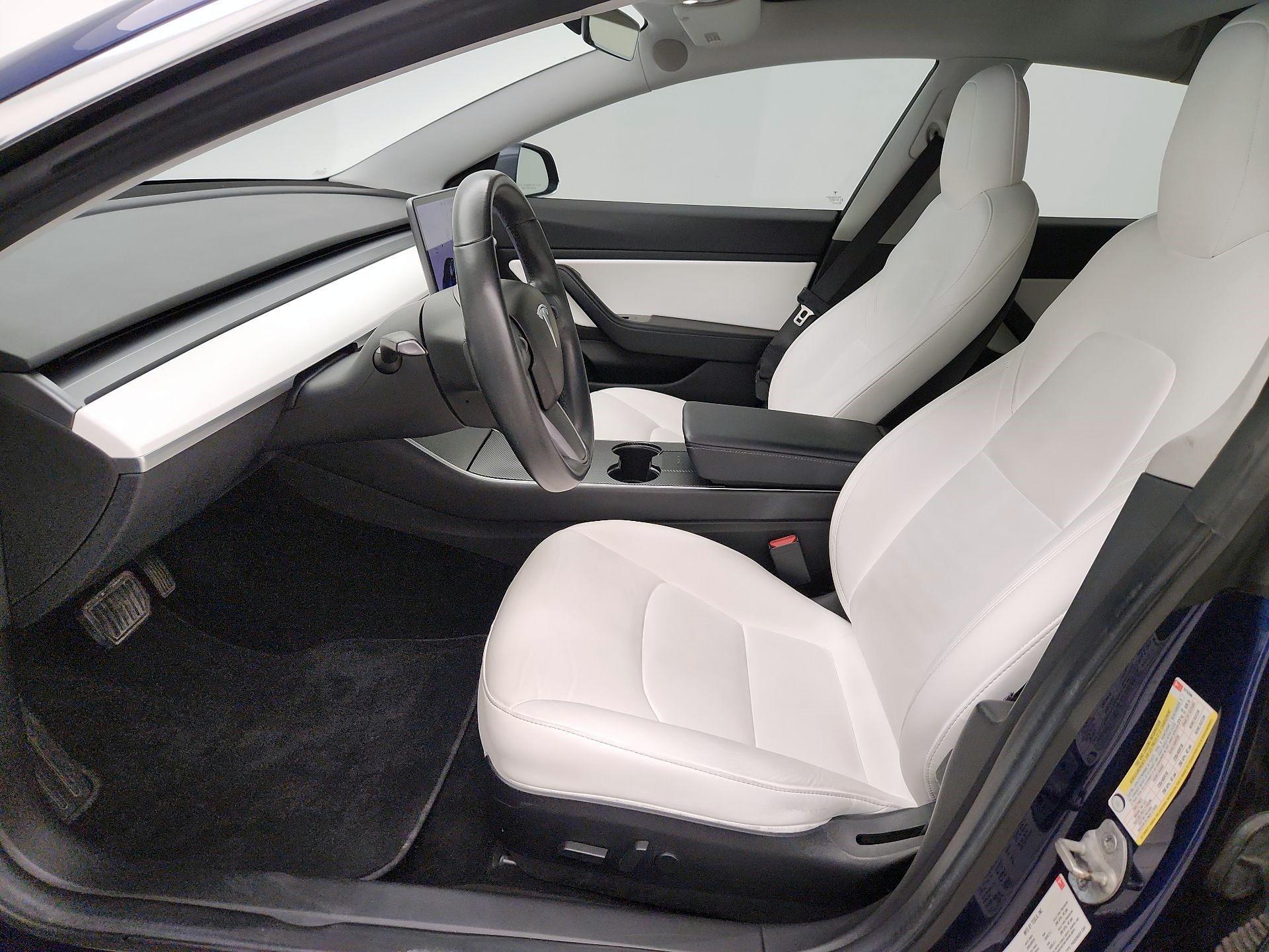 Thumbnail: 2018 Tesla Model 3 - 11