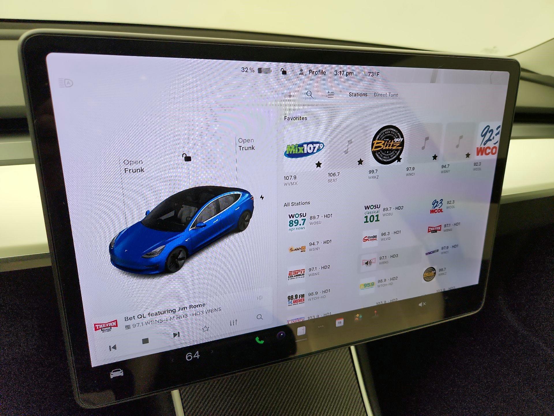 Thumbnail: 2018 Tesla Model 3 - 15
