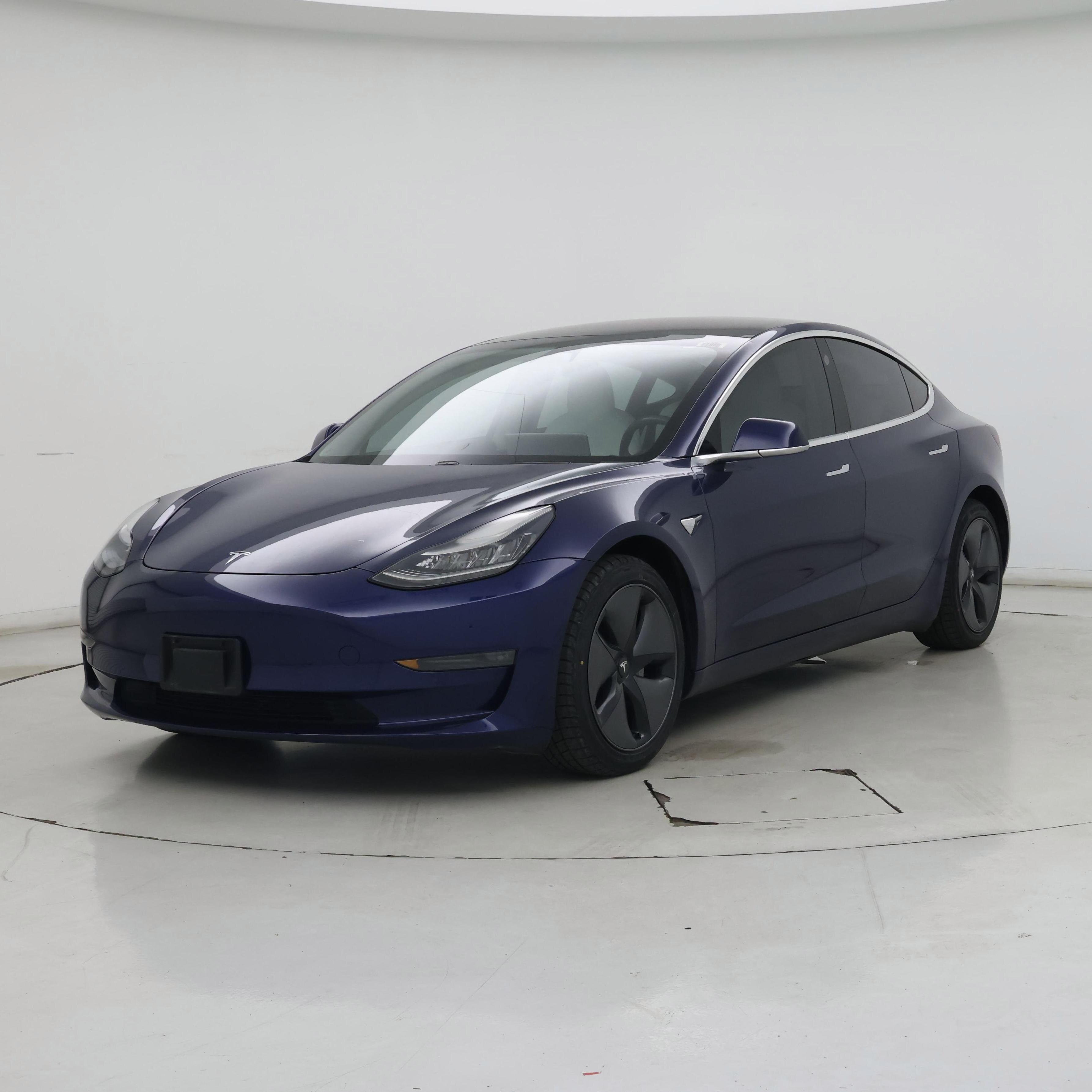 Thumbnail: 2018 Tesla Model 3 - 4