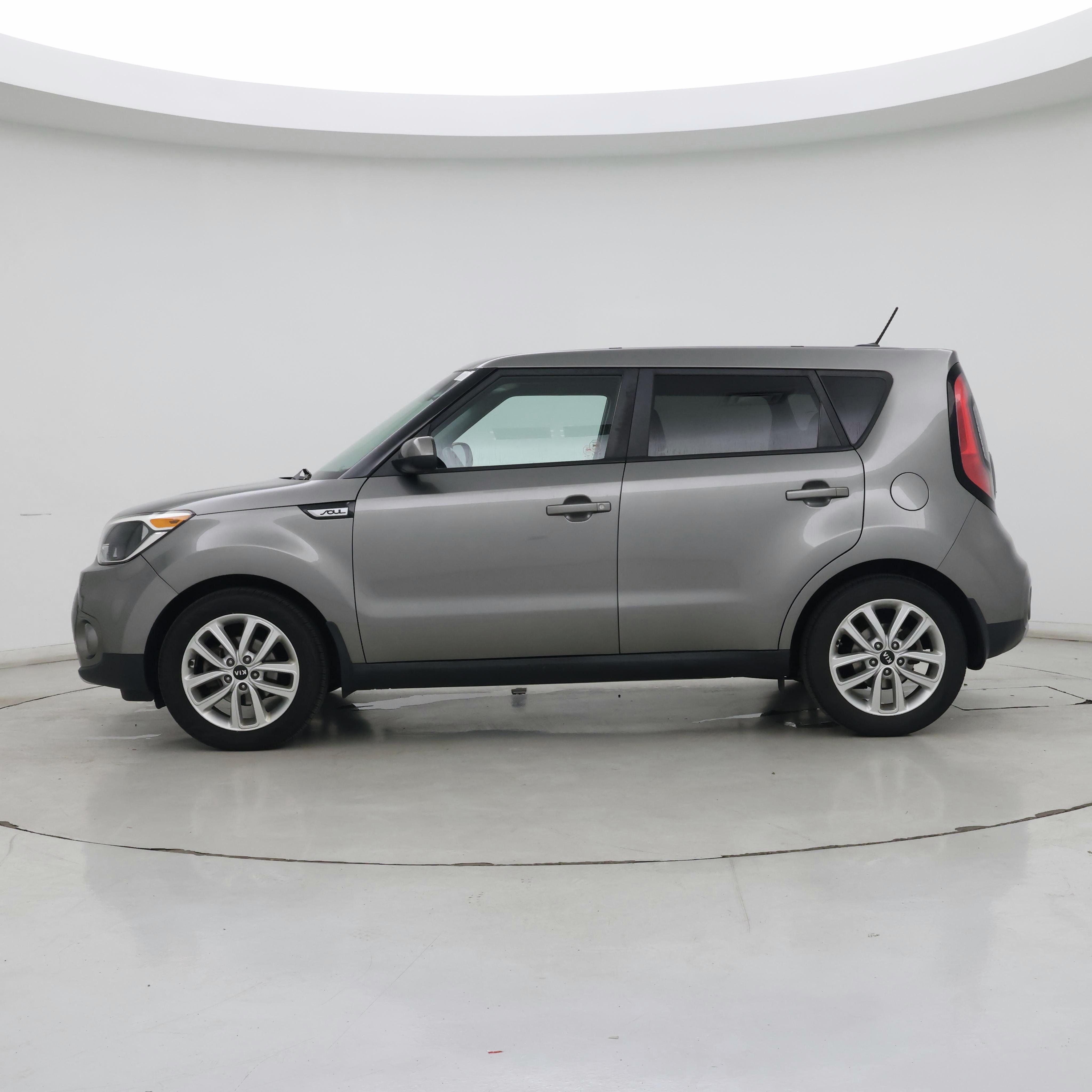 Thumbnail: 2017 Kia Soul - 3