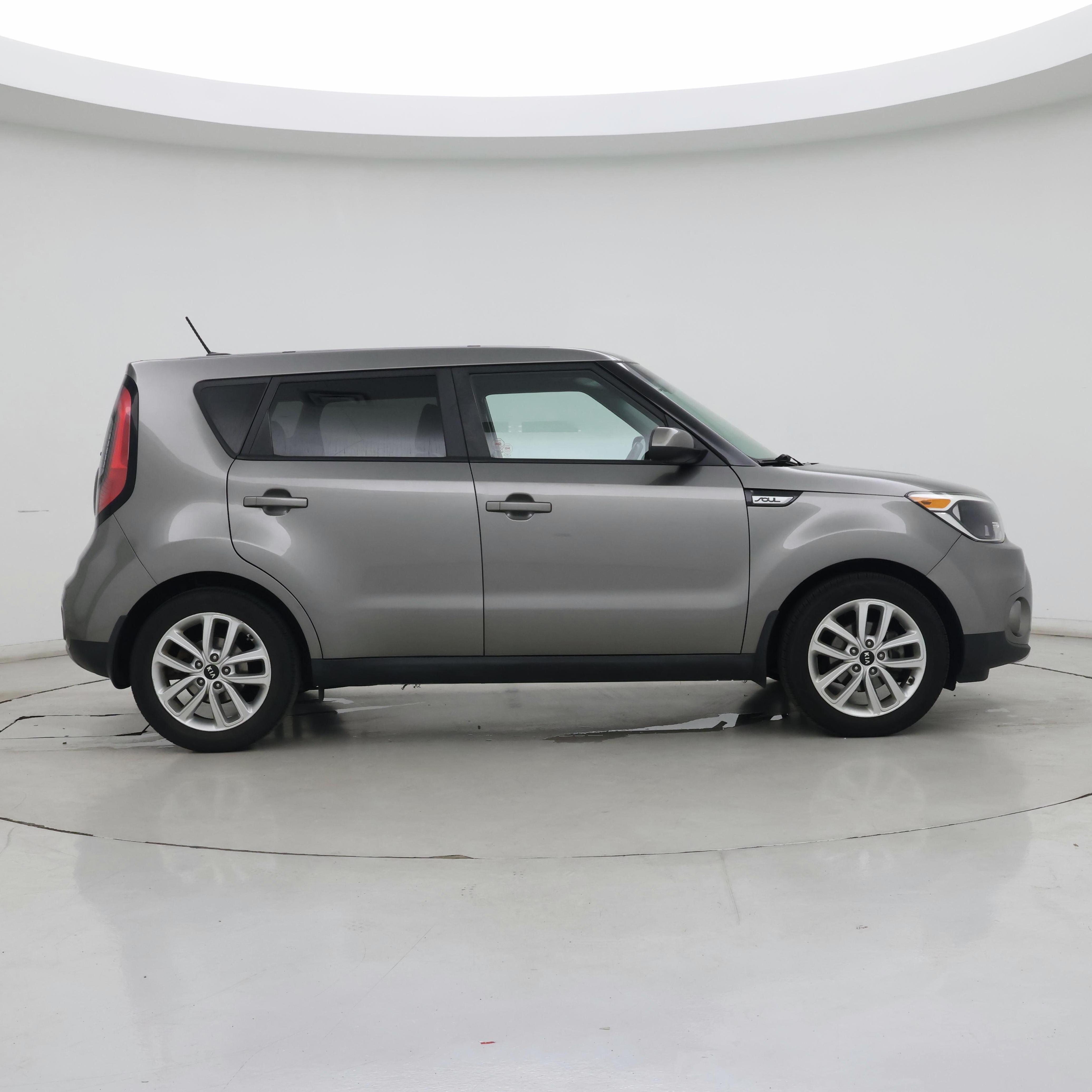 Thumbnail: 2017 Kia Soul - 7
