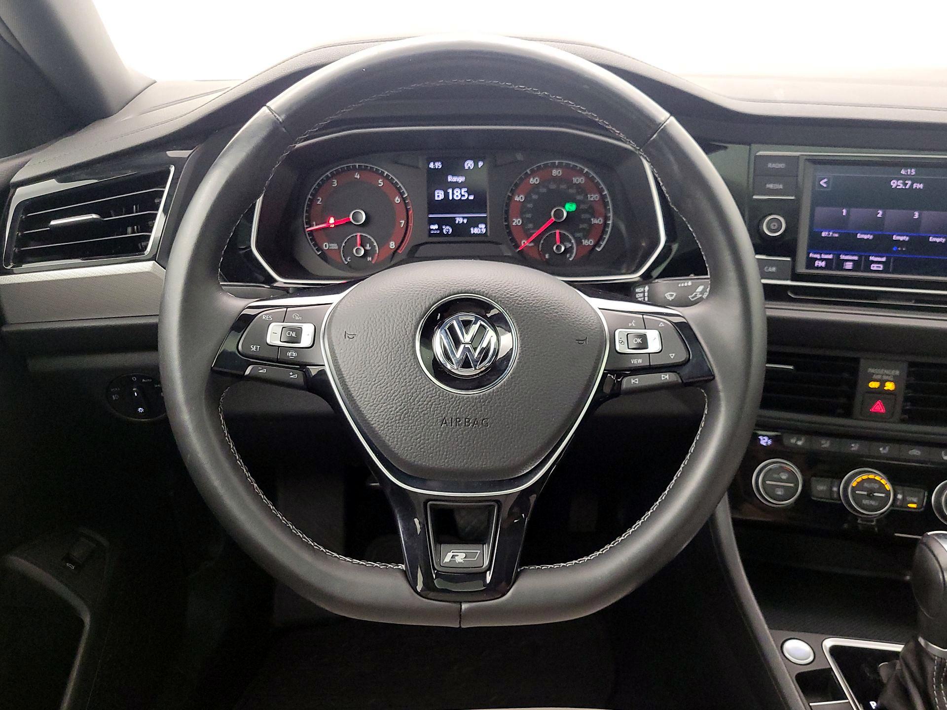 Thumbnail: 2019 Volkswagen Jetta - 10