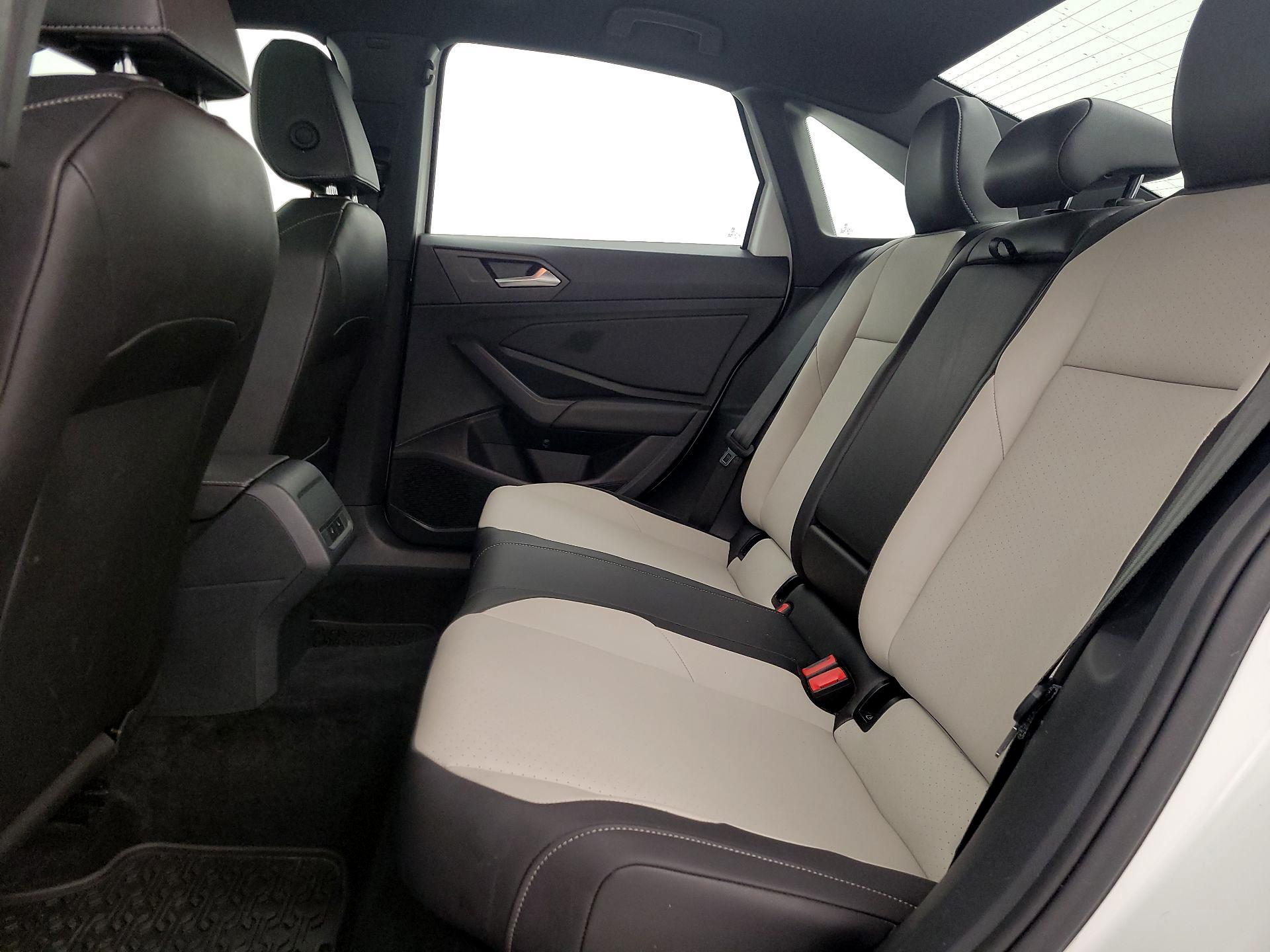 Thumbnail: 2019 Volkswagen Jetta - 20