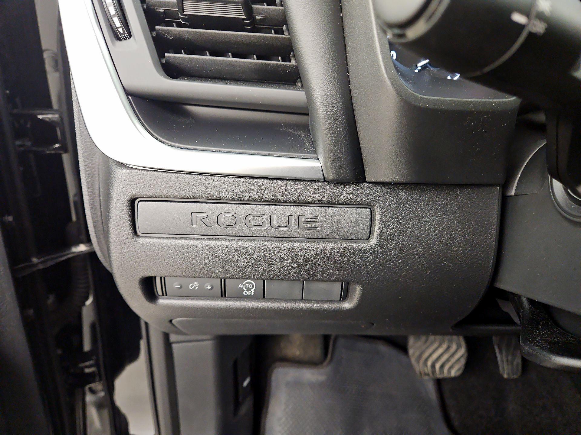 Thumbnail: 2023 Nissan Rogue - 13