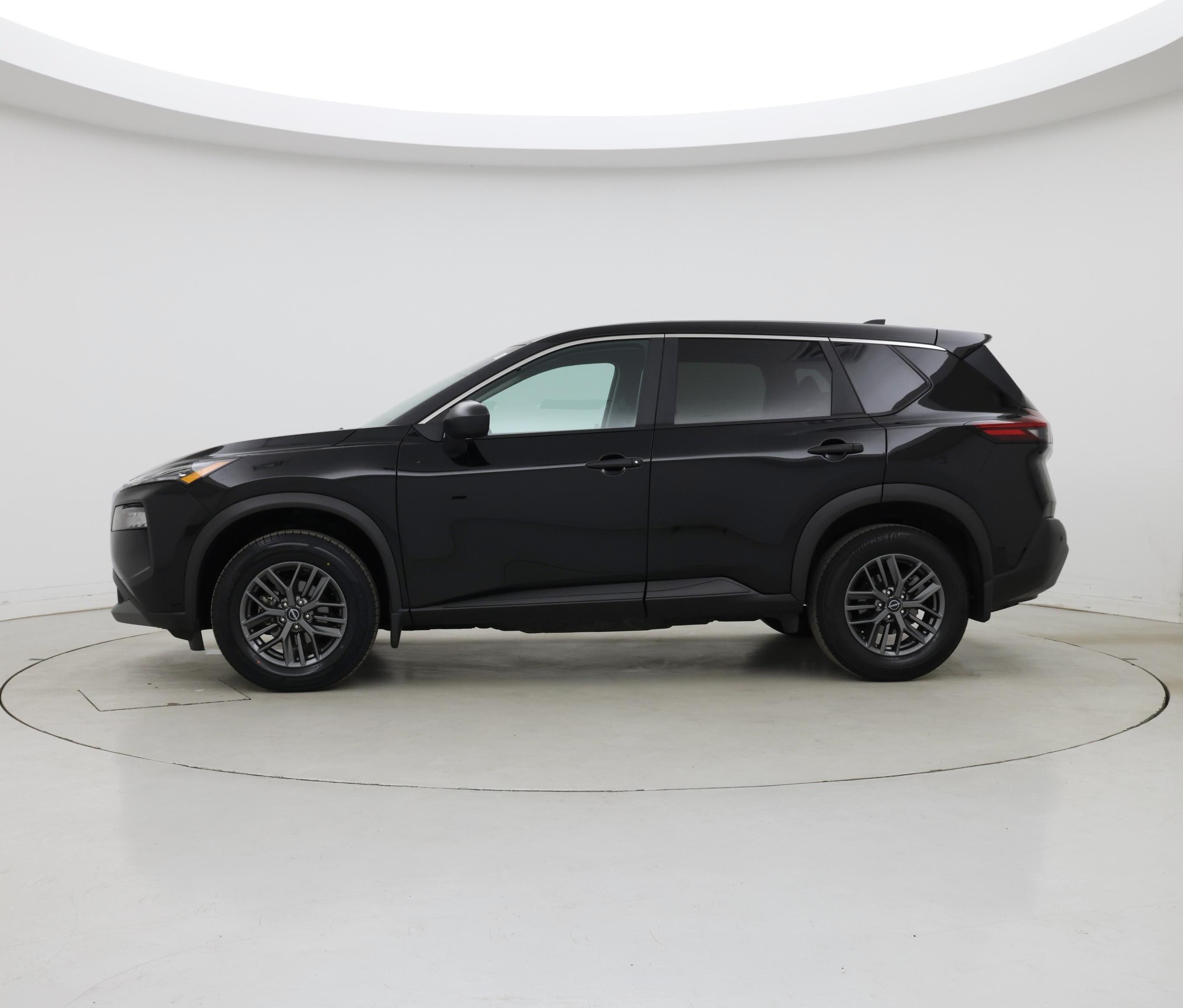 Thumbnail: 2023 Nissan Rogue - 3