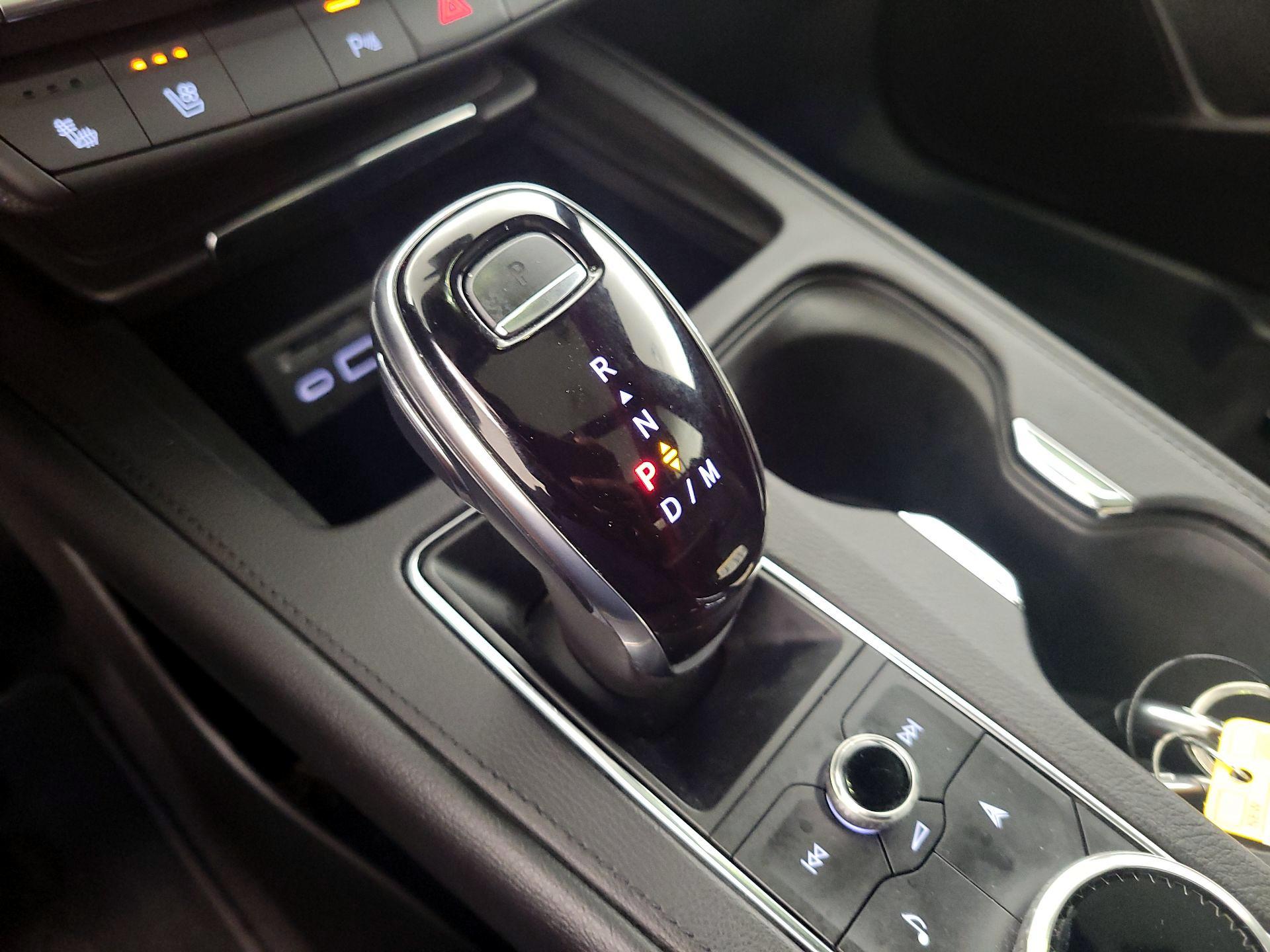 Thumbnail: 2023 Cadillac XT4 - 18