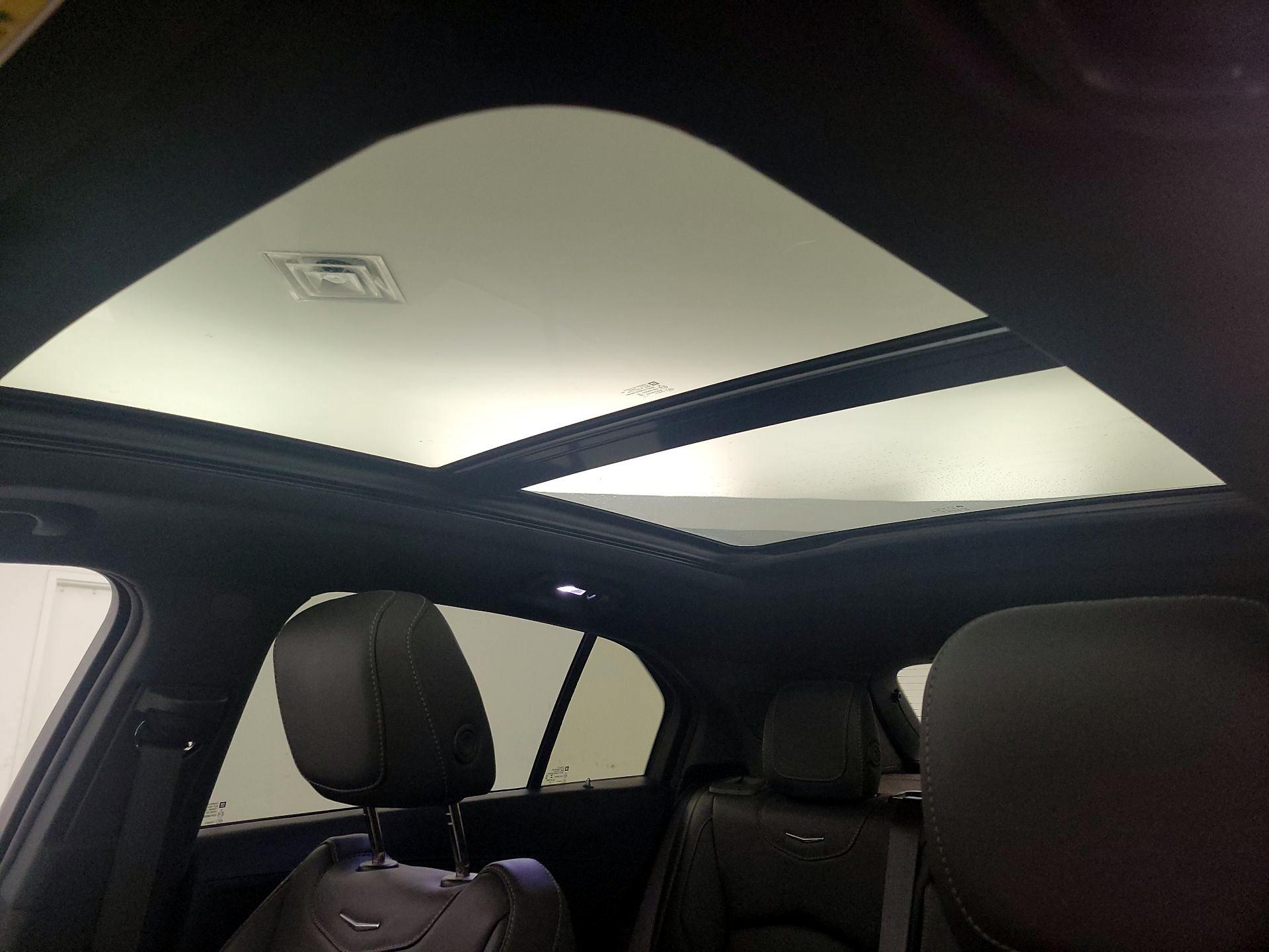 Thumbnail: 2023 Cadillac XT4 - 20