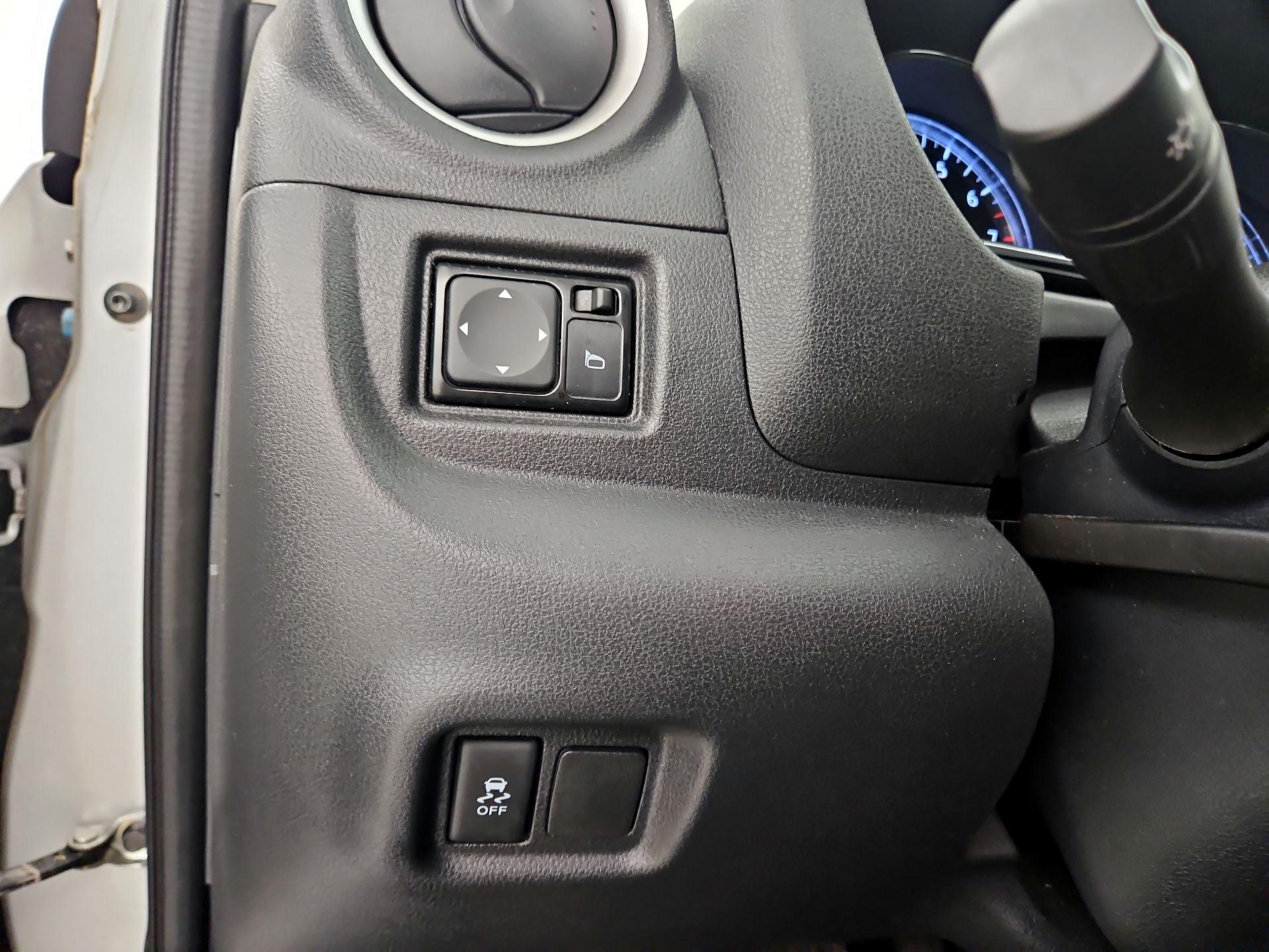 Thumbnail: 2018 Nissan Versa - 13