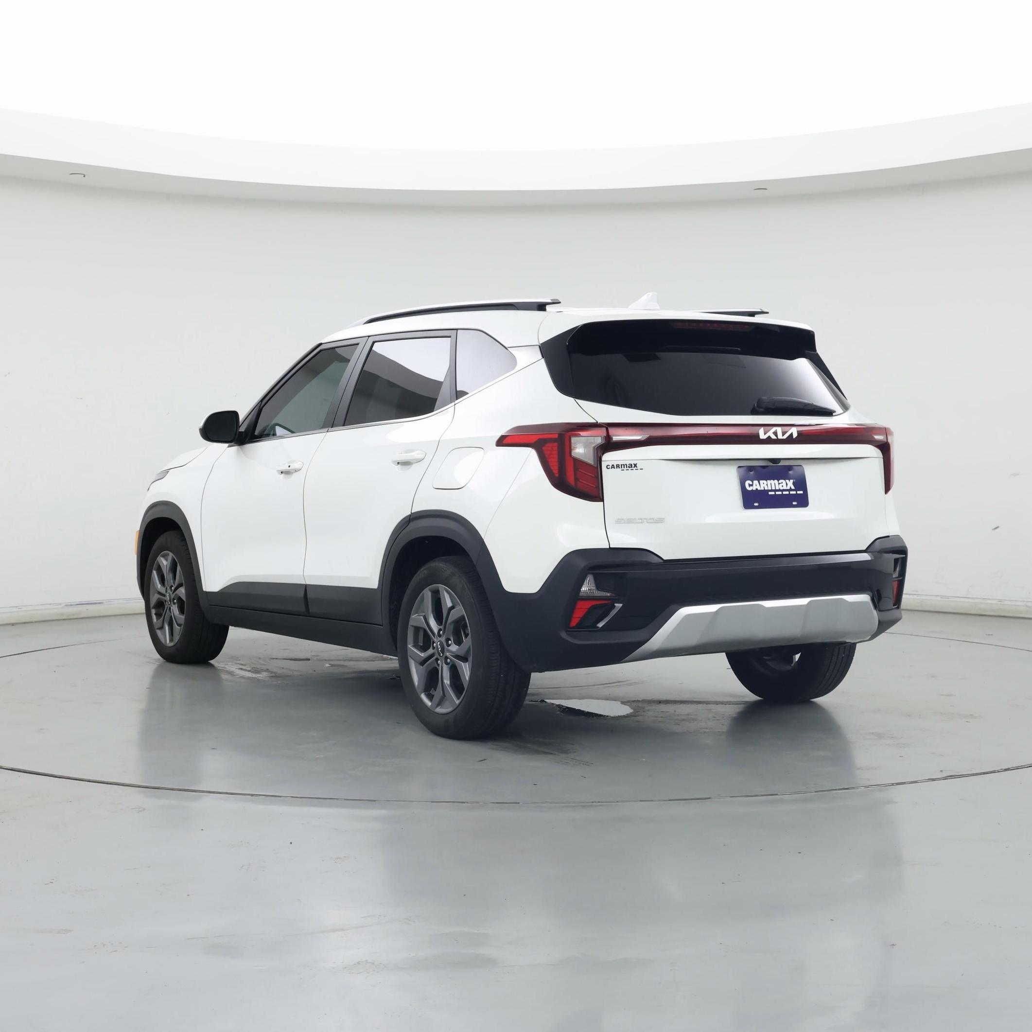 Thumbnail: 2024 Kia Seltos - 2