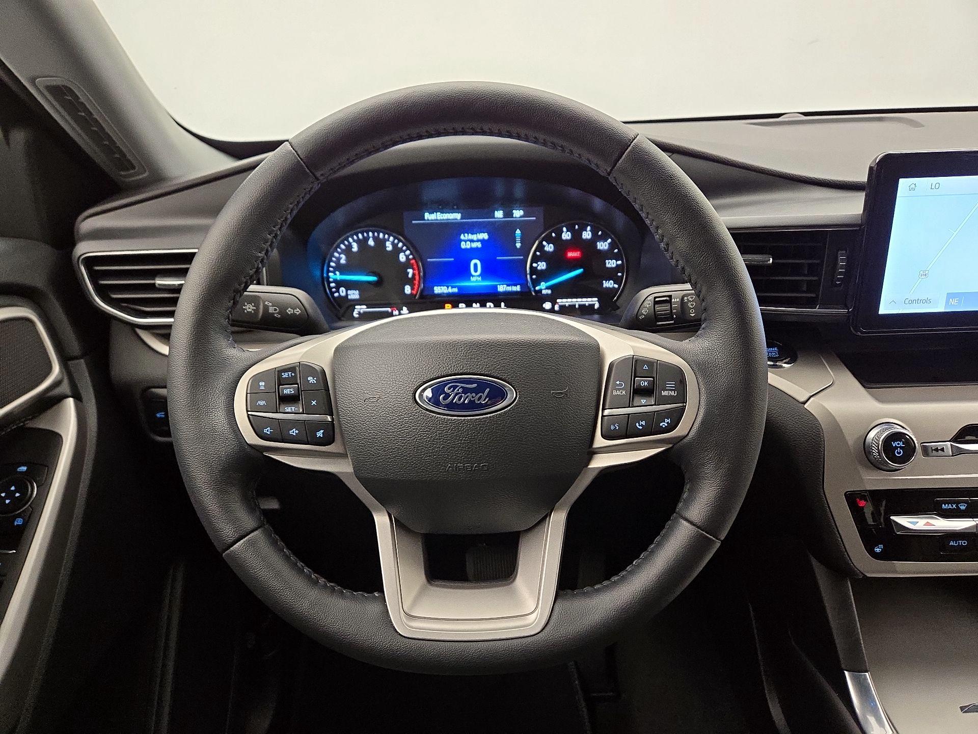 Thumbnail: 2022 Ford Explorer - 10