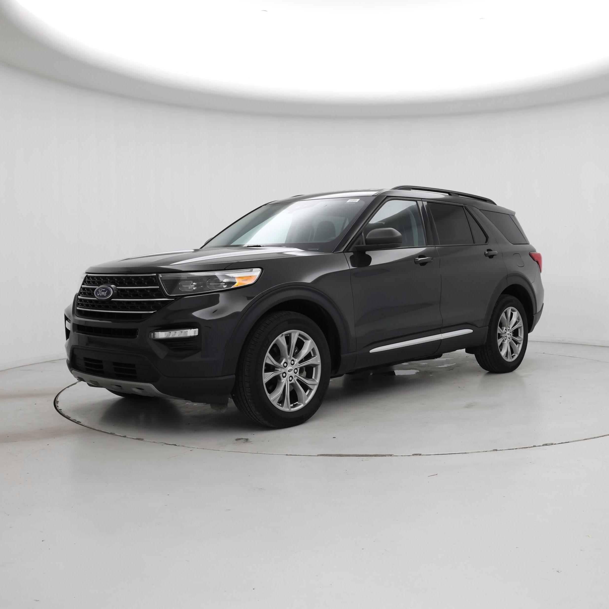 Thumbnail: 2022 Ford Explorer - 4