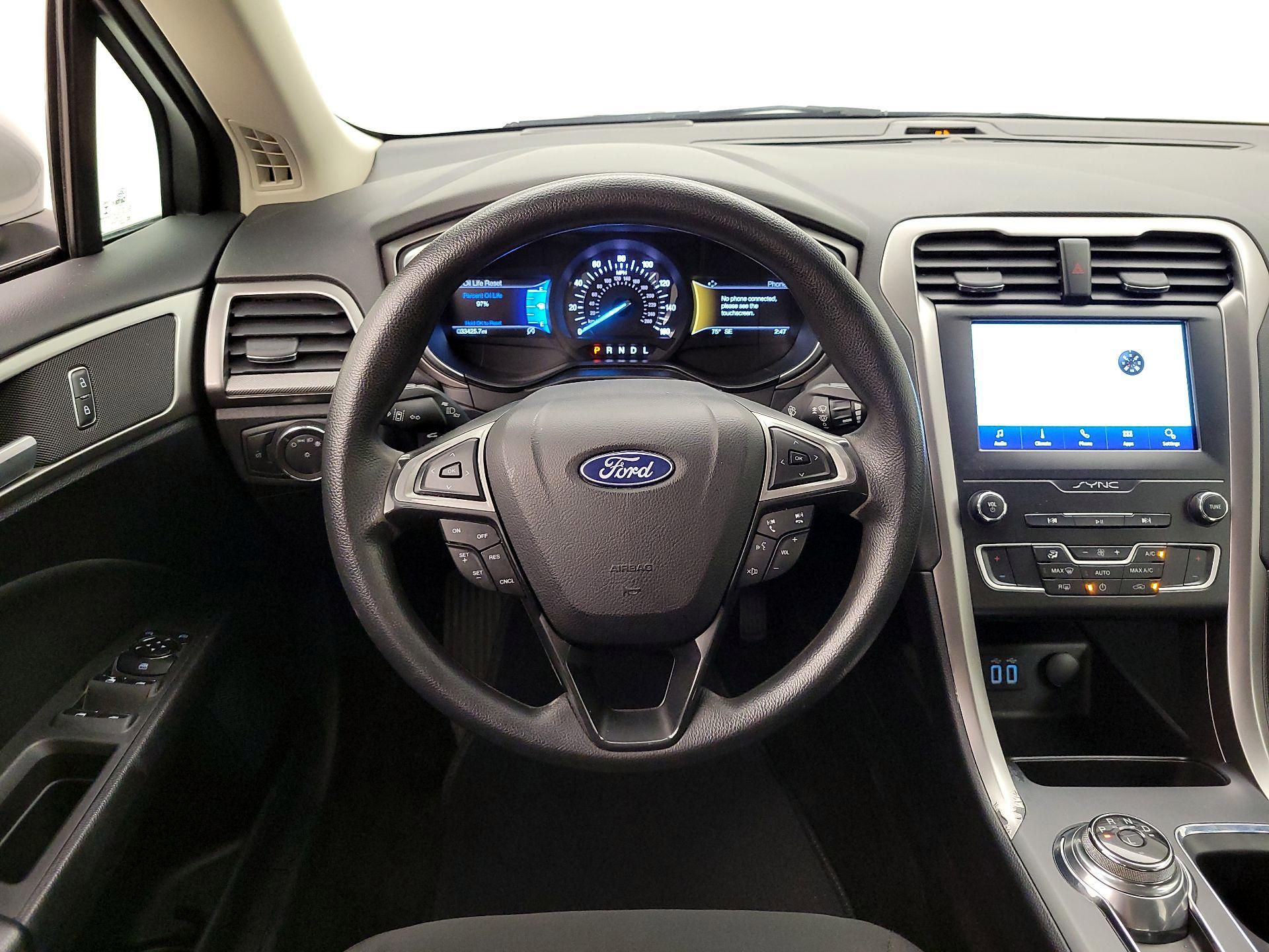 Thumbnail: 2020 Ford Fusion - 10
