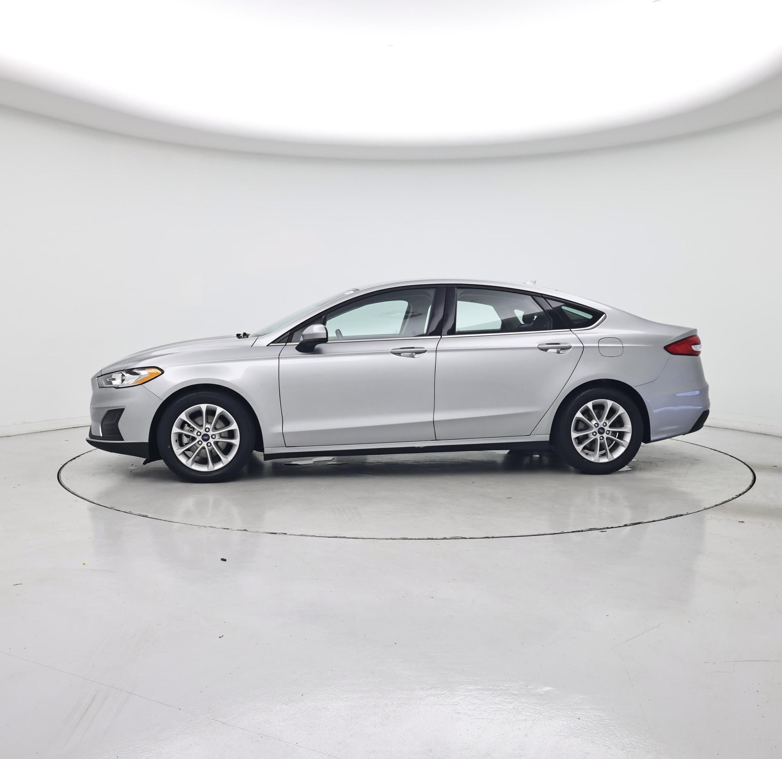 Thumbnail: 2020 Ford Fusion - 3