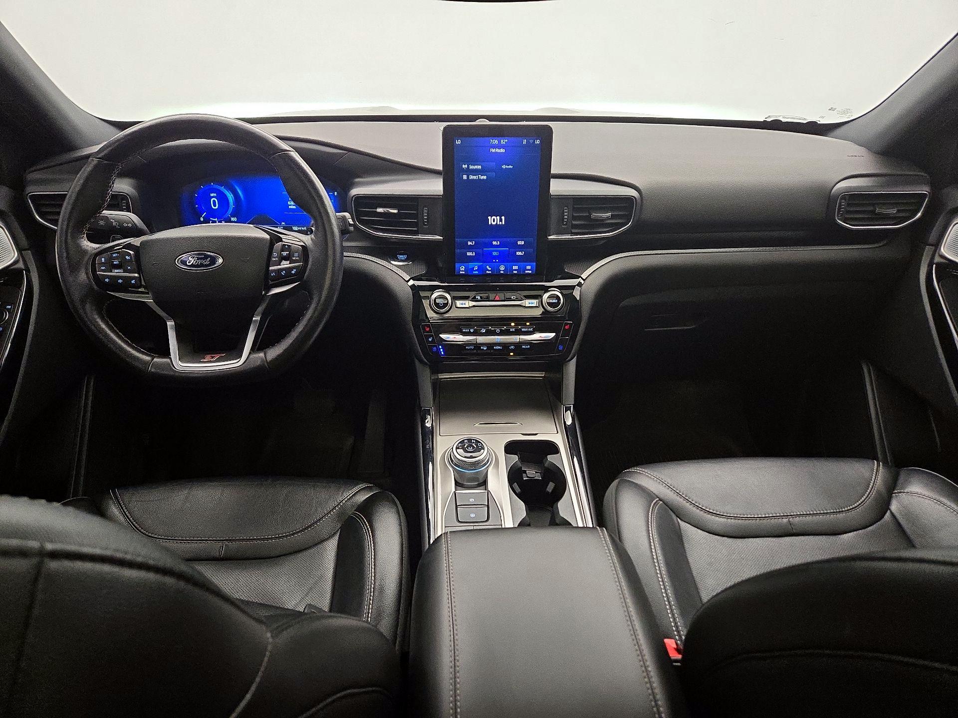 Thumbnail: 2023 Ford Explorer - 9