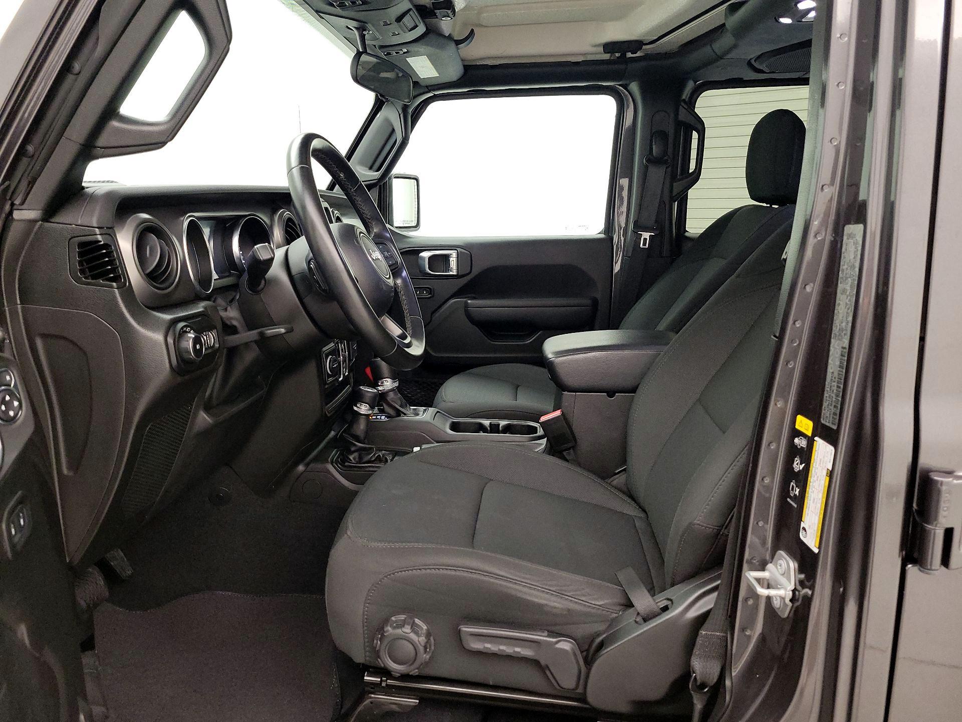 Thumbnail: 2022 Jeep Wrangler - 11