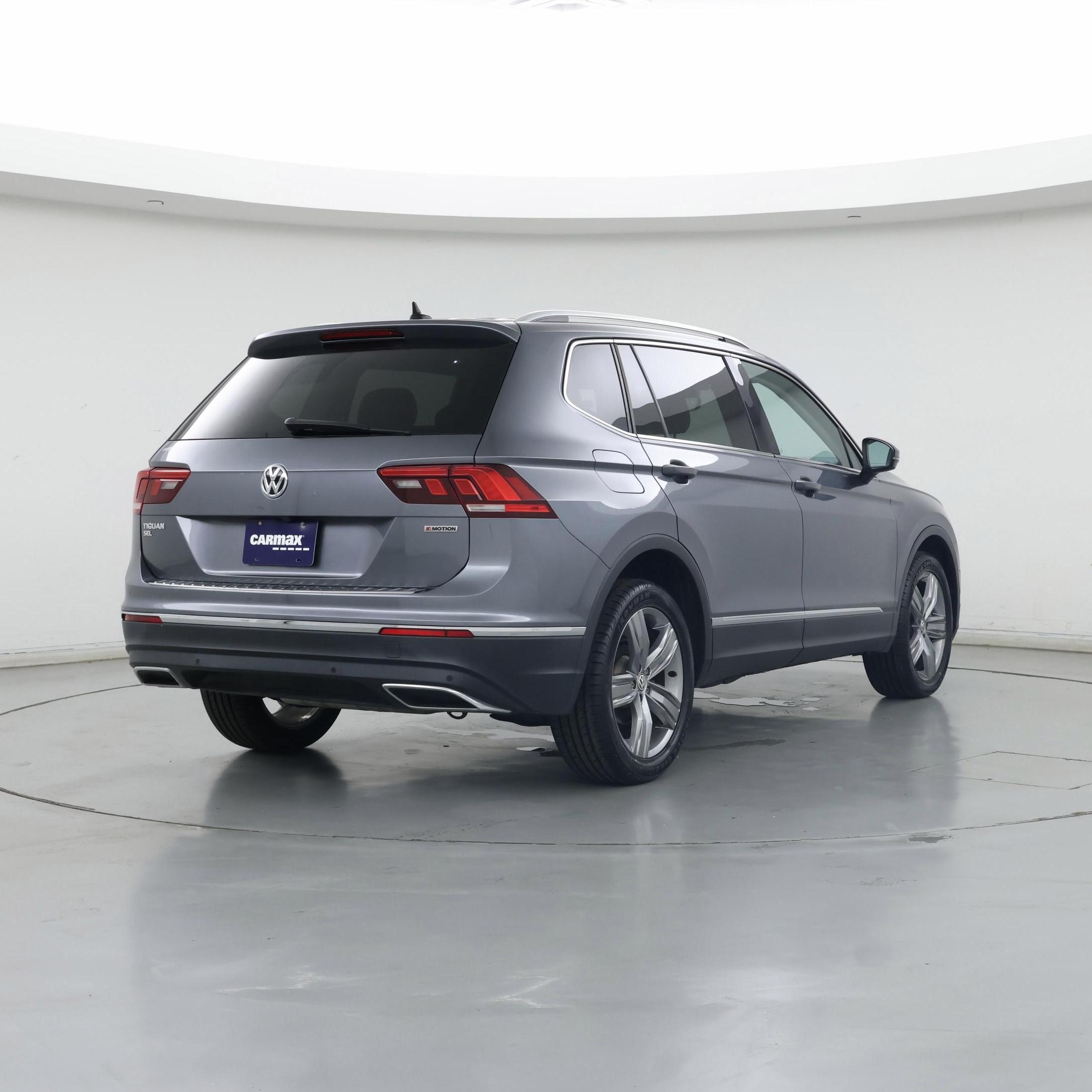 Thumbnail: 2021 Volkswagen Tiguan - 8