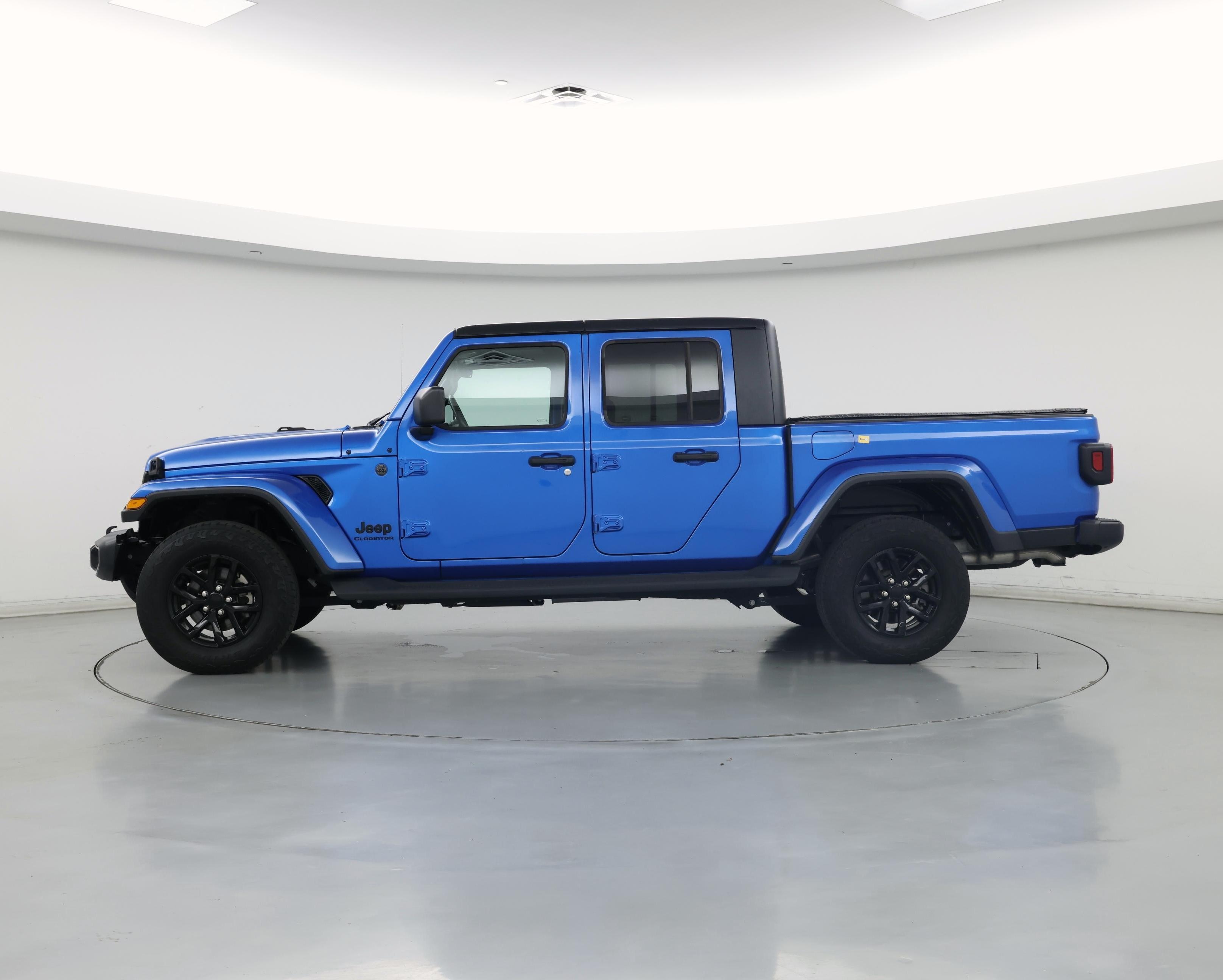 Thumbnail: 2022 Jeep Gladiator - 3