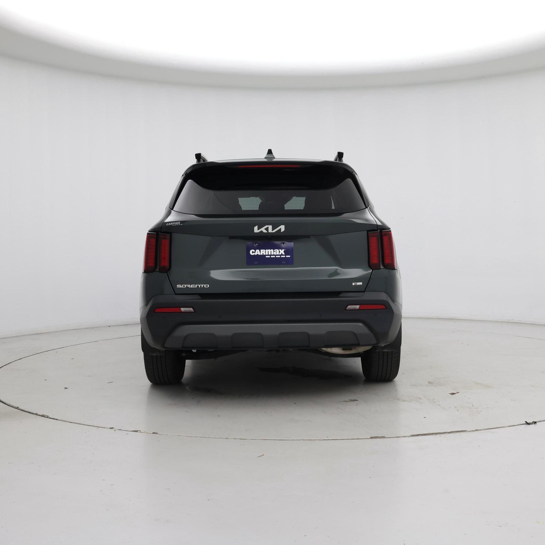 Thumbnail: 2023 Kia Sorento - 6