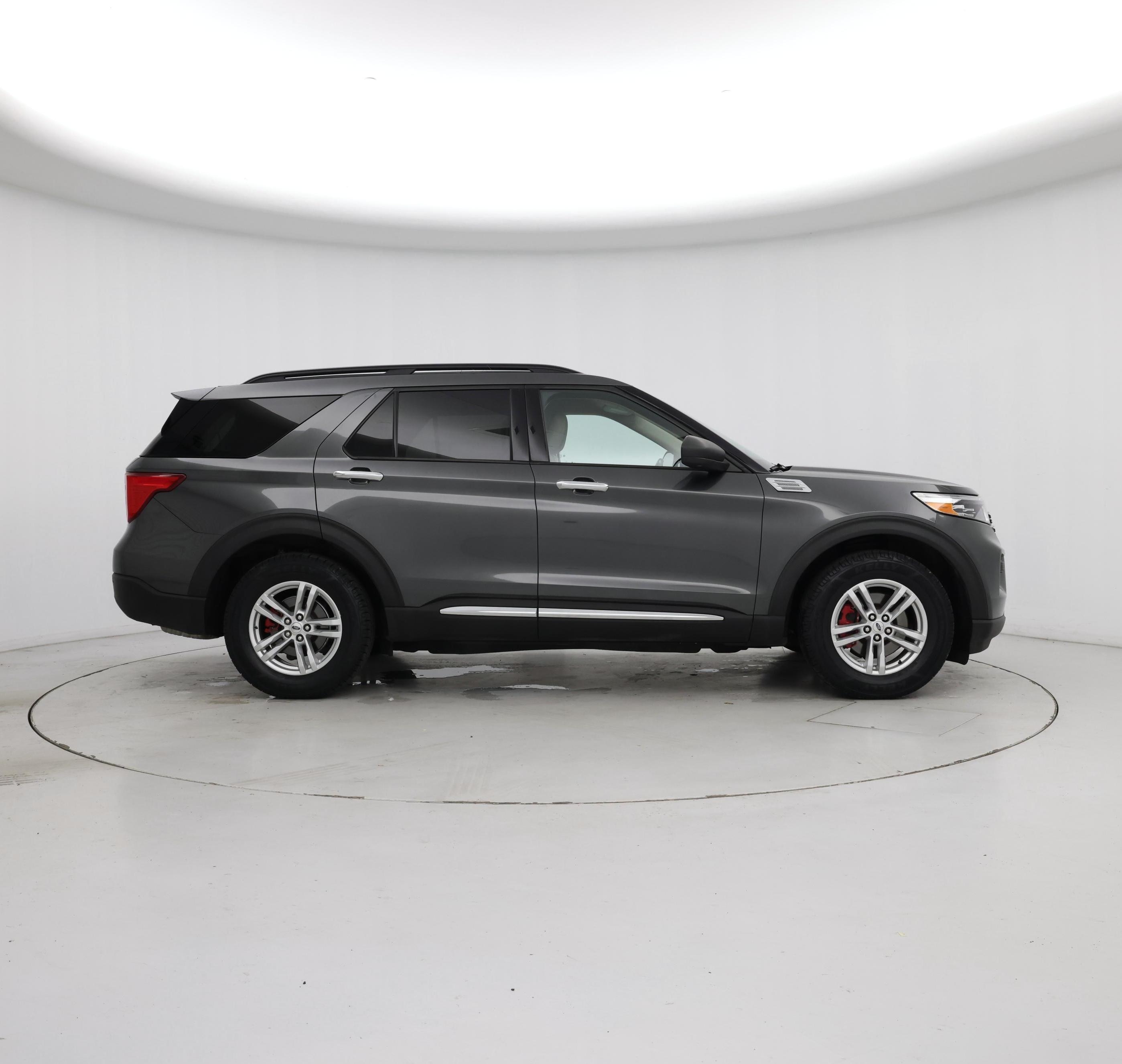 Thumbnail: 2020 Ford Explorer - 7
