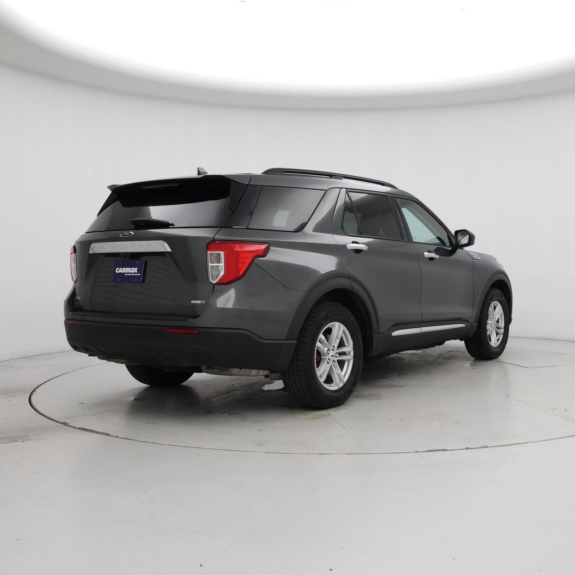 Thumbnail: 2020 Ford Explorer - 8