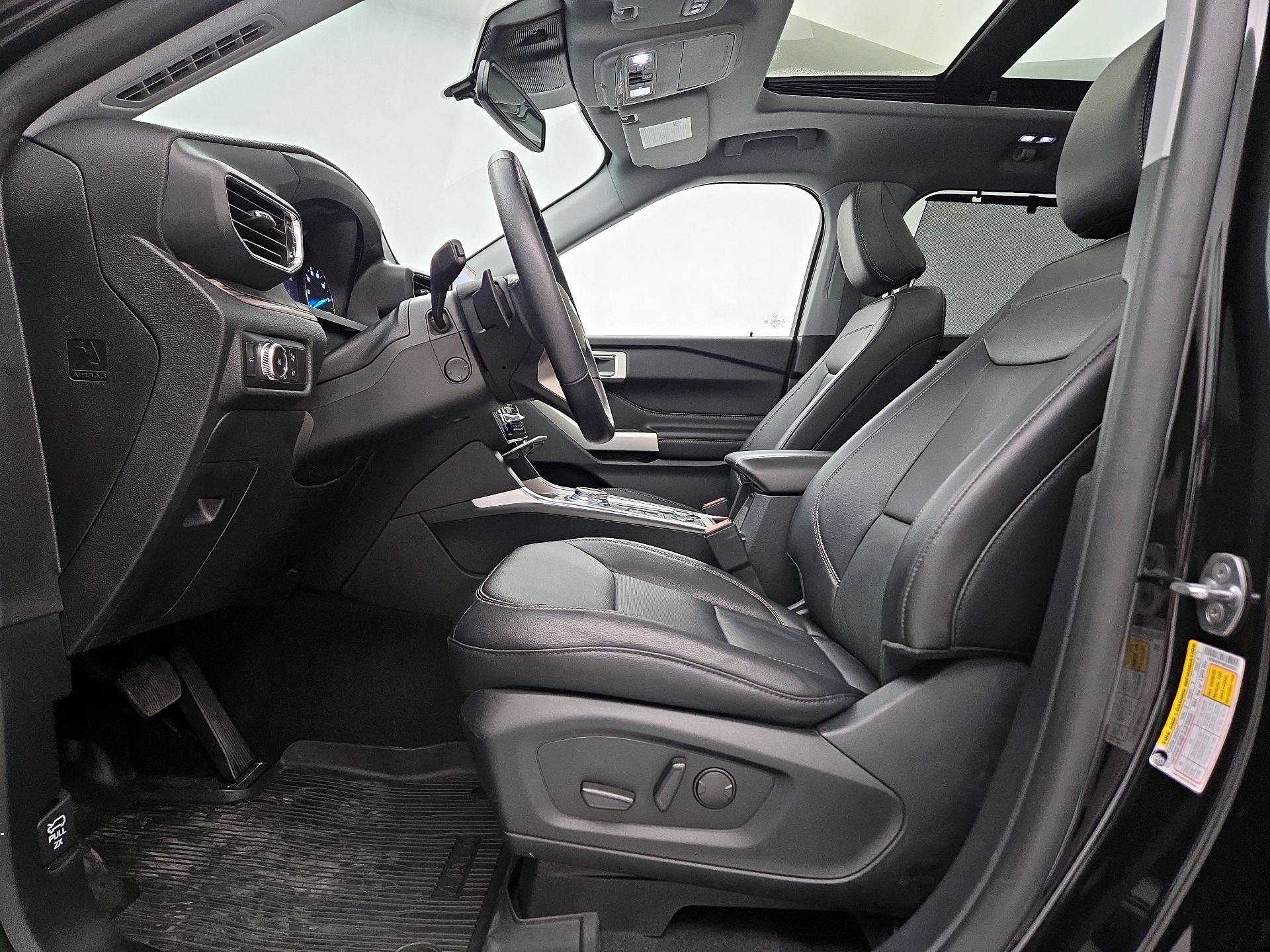 Thumbnail: 2021 Ford Explorer - 11