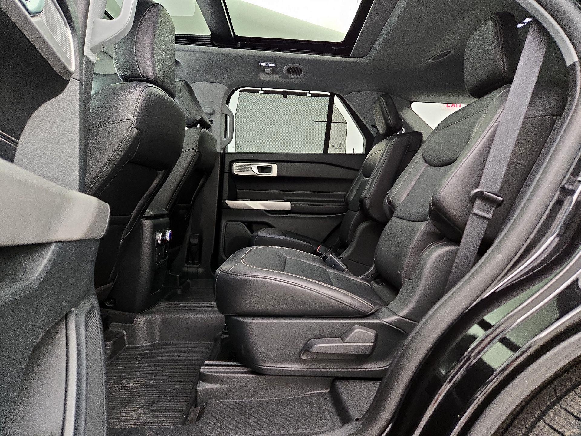 Thumbnail: 2021 Ford Explorer - 20
