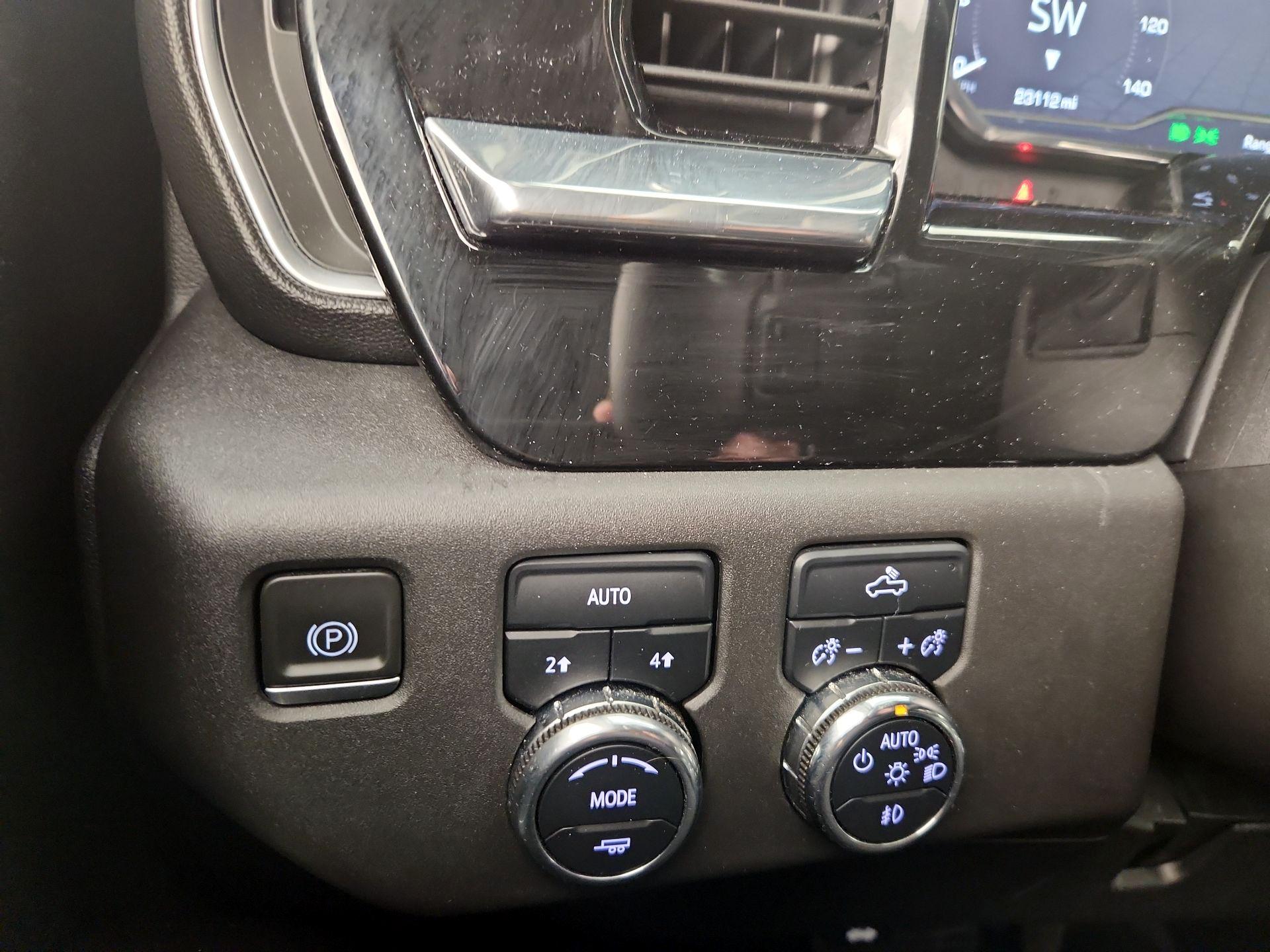 Thumbnail: 2023 GMC Sierra 1500 - 13