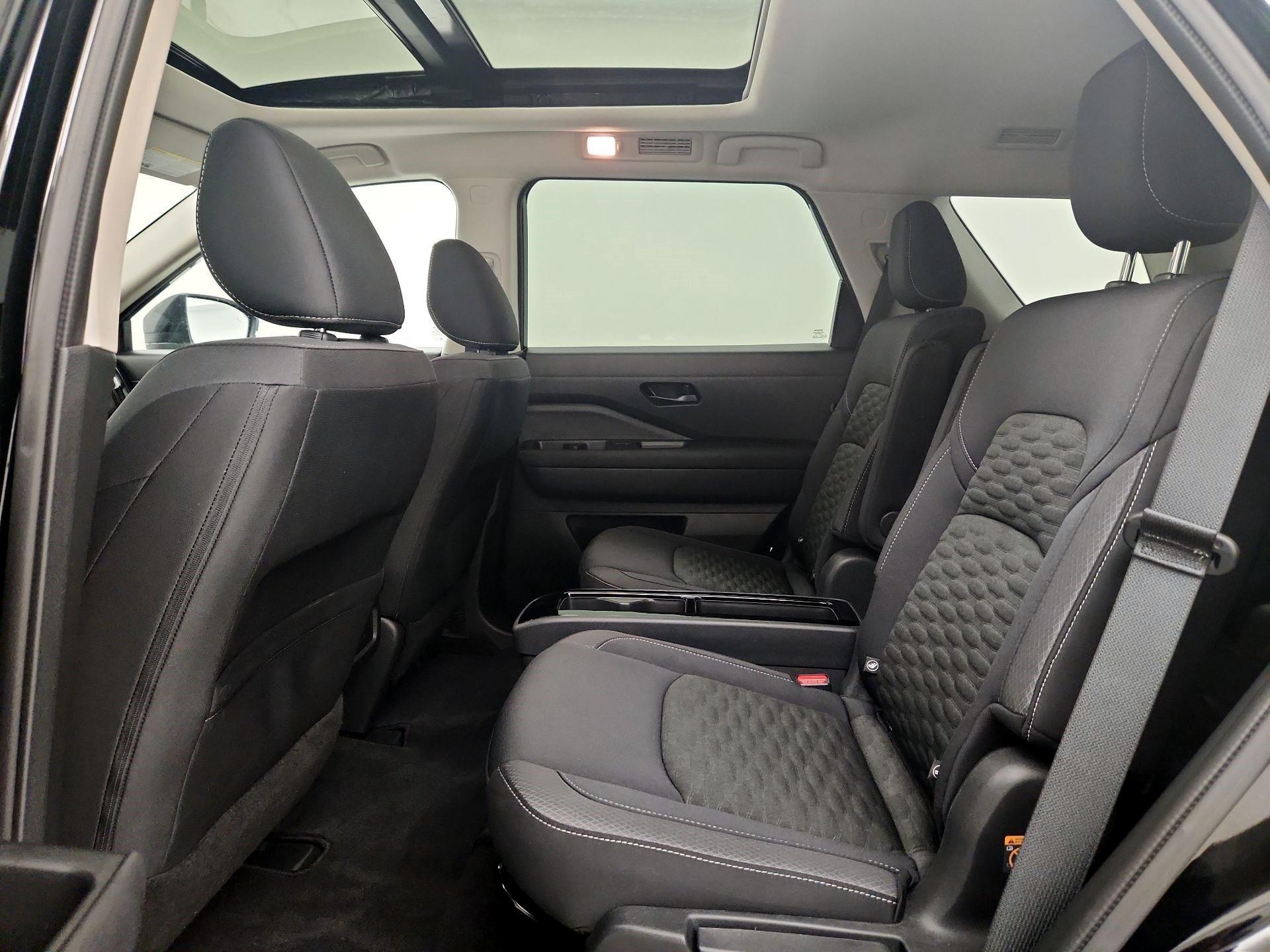 Thumbnail: 2024 Nissan Pathfinder - 20