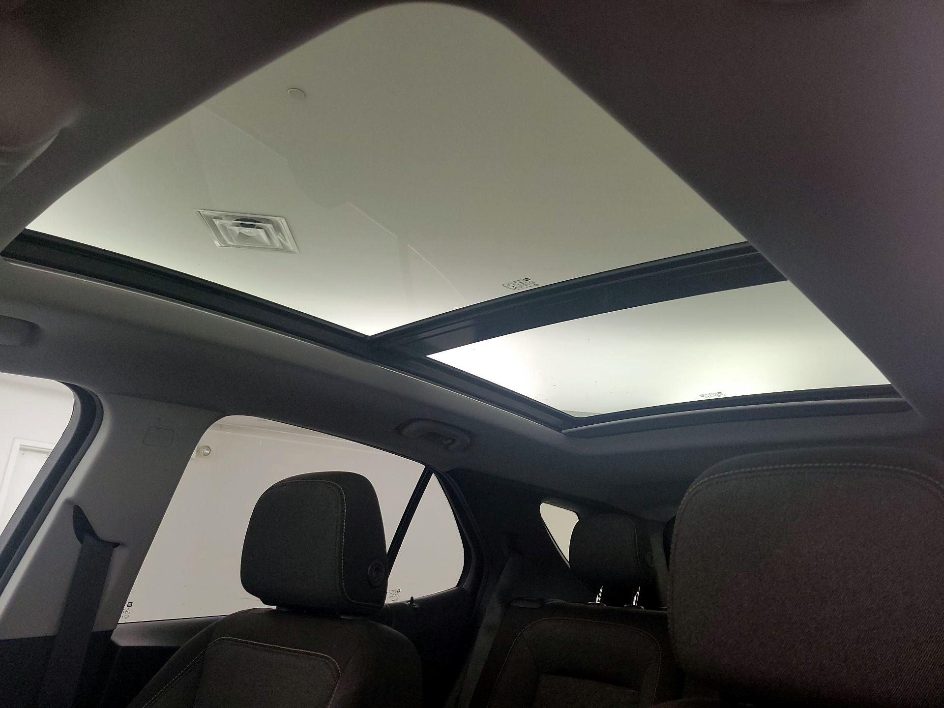 Thumbnail: 2020 Chevrolet Equinox - 20
