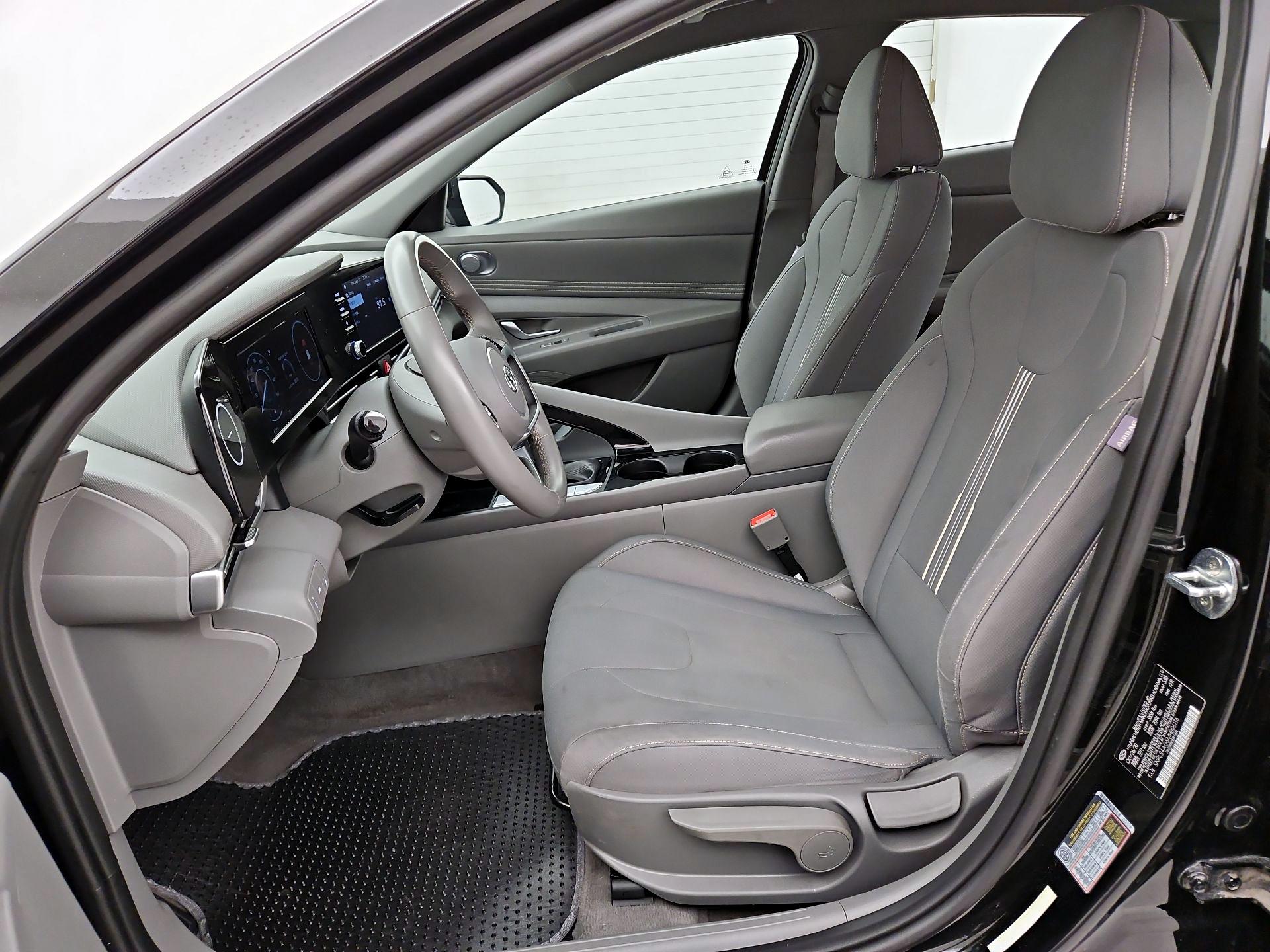 Thumbnail: 2021 Hyundai Elantra - 11