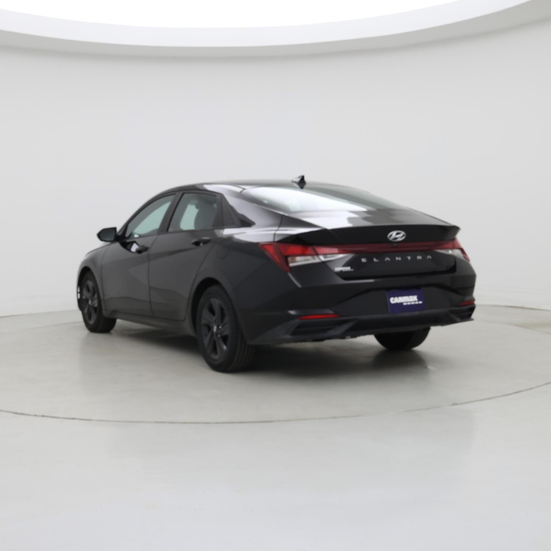 Thumbnail: 2021 Hyundai Elantra - 2