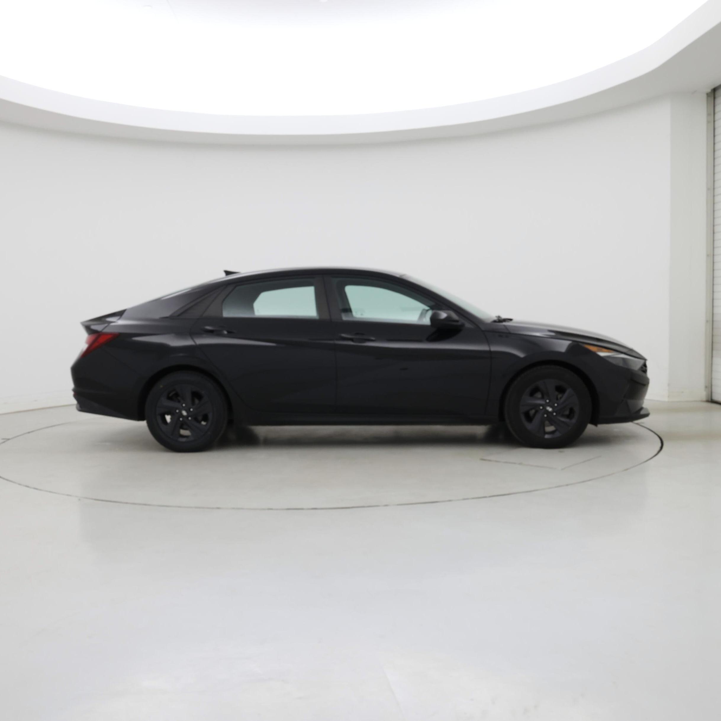 Thumbnail: 2021 Hyundai Elantra - 7